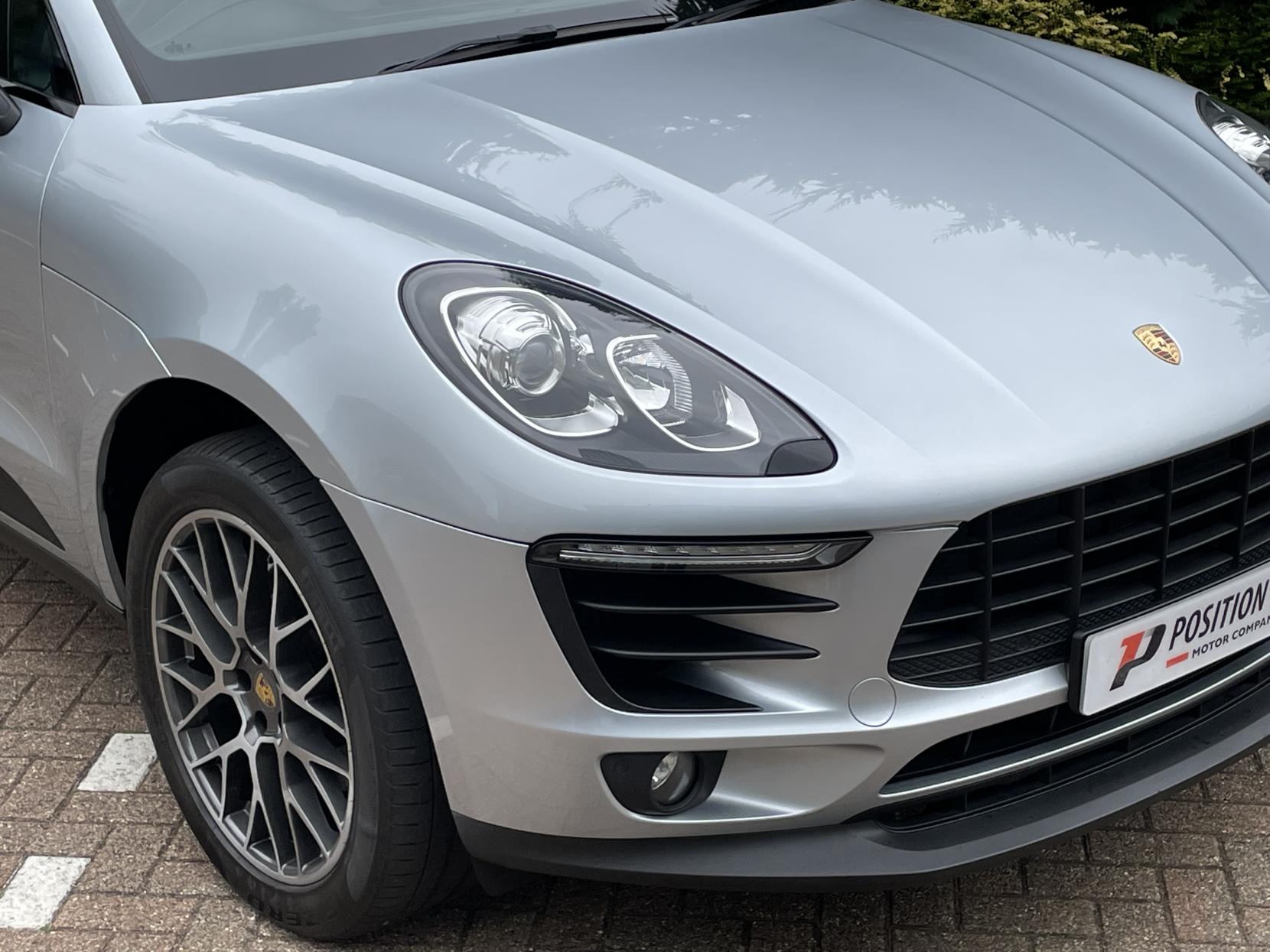 Porsche Macan 3.0 V6 S SUV 5dr Petrol PDK 4WD Euro 6 (s/s) (340 ps)