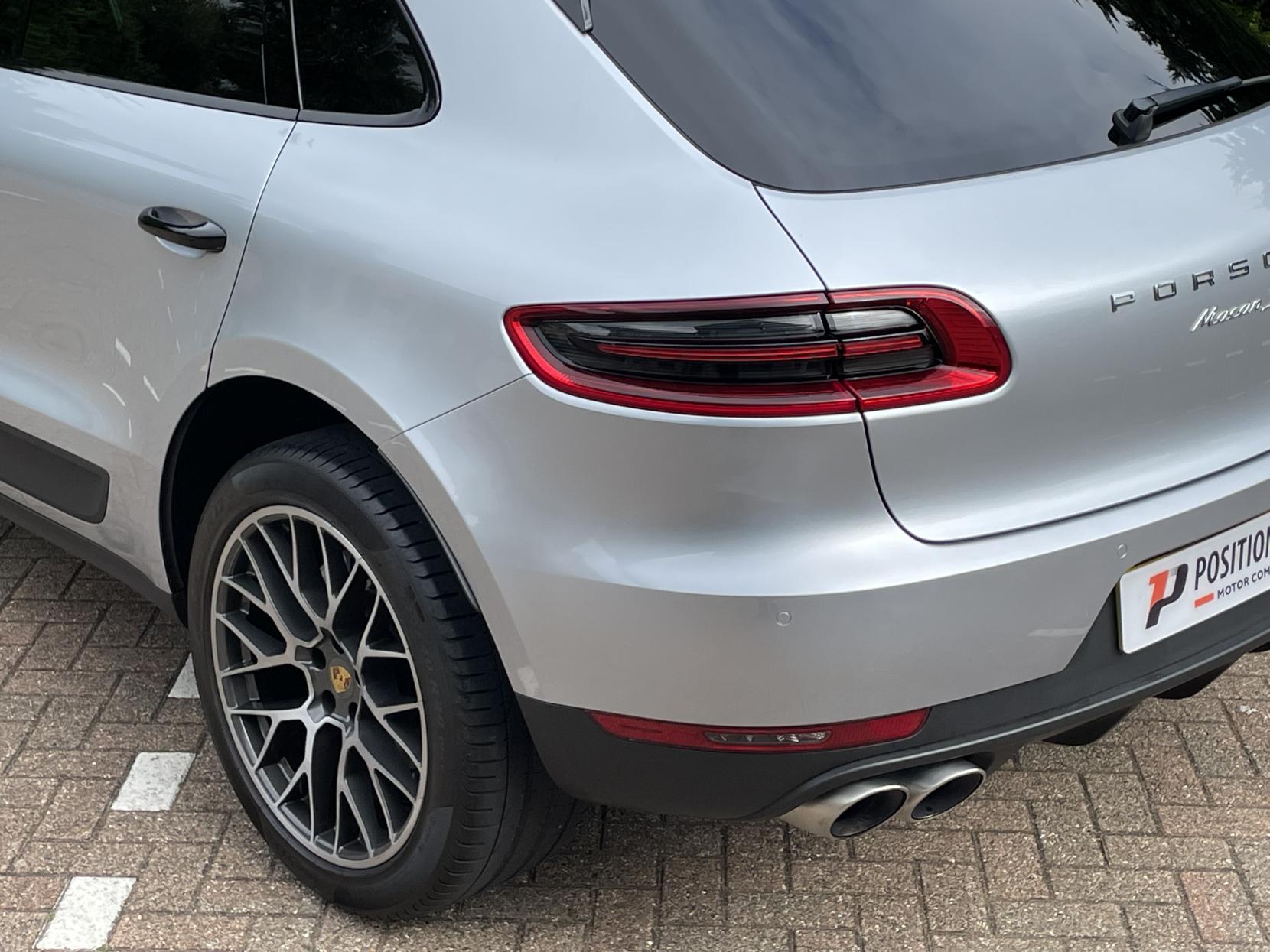 Porsche Macan 3.0 V6 S SUV 5dr Petrol PDK 4WD Euro 6 (s/s) (340 ps)