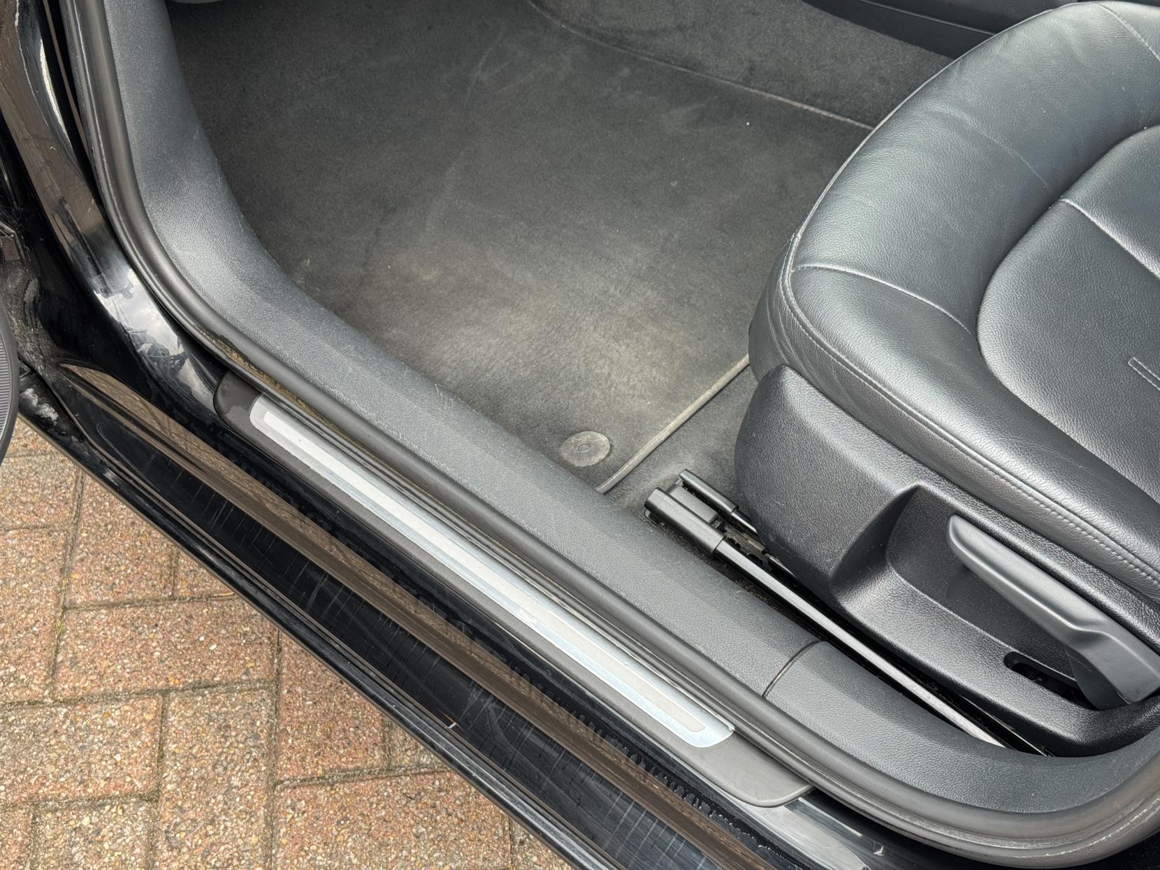 Audi A6 Saloon 2.0 TDI SE Saloon 4dr Diesel Multitronic Euro 5 (s/s) (177 ps)