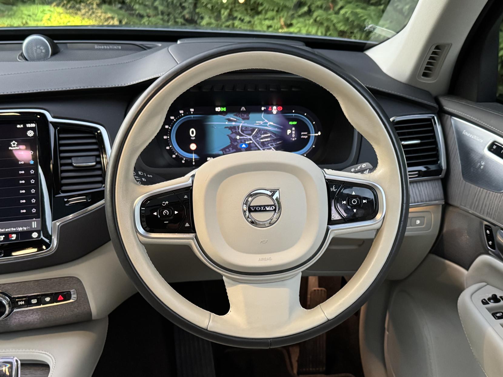 Volvo XC90 2.0h T8 Recharge 18.8kWh Ultimate Dark SUV 5dr Petrol Plug-in Hybrid Auto 4WD Euro 6 (s/s) (455 ps)