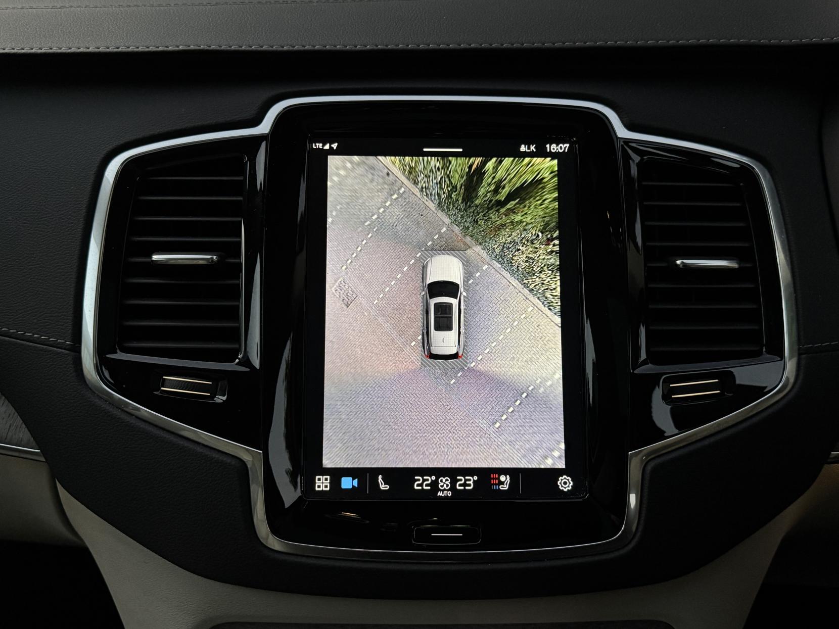 Volvo XC90 2.0h T8 Recharge 18.8kWh Ultimate Dark SUV 5dr Petrol Plug-in Hybrid Auto 4WD Euro 6 (s/s) (455 ps)