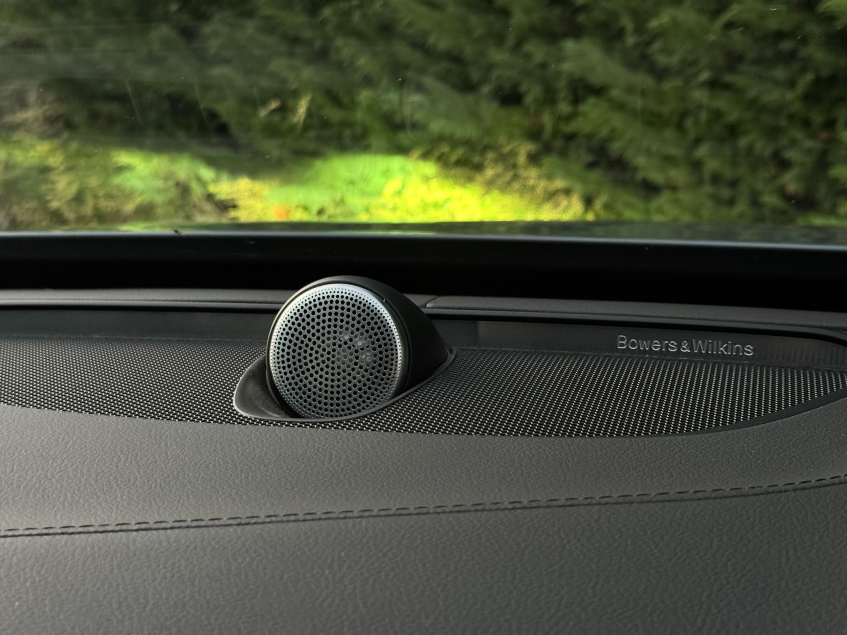 Volvo XC90 2.0h T8 Recharge 18.8kWh Ultimate Dark SUV 5dr Petrol Plug-in Hybrid Auto 4WD Euro 6 (s/s) (455 ps)