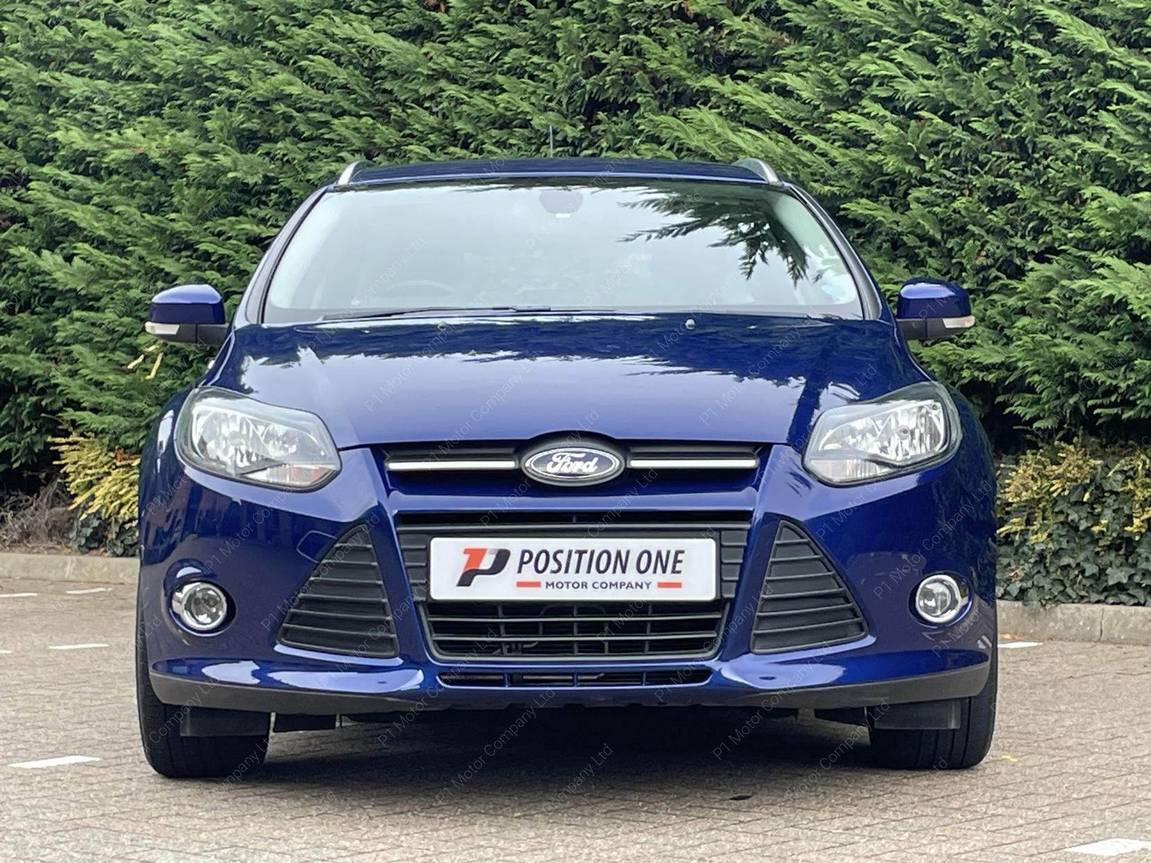 Ford Focus 1.6 Zetec Estate 5dr Petrol Powershift Euro 5 (125 ps)