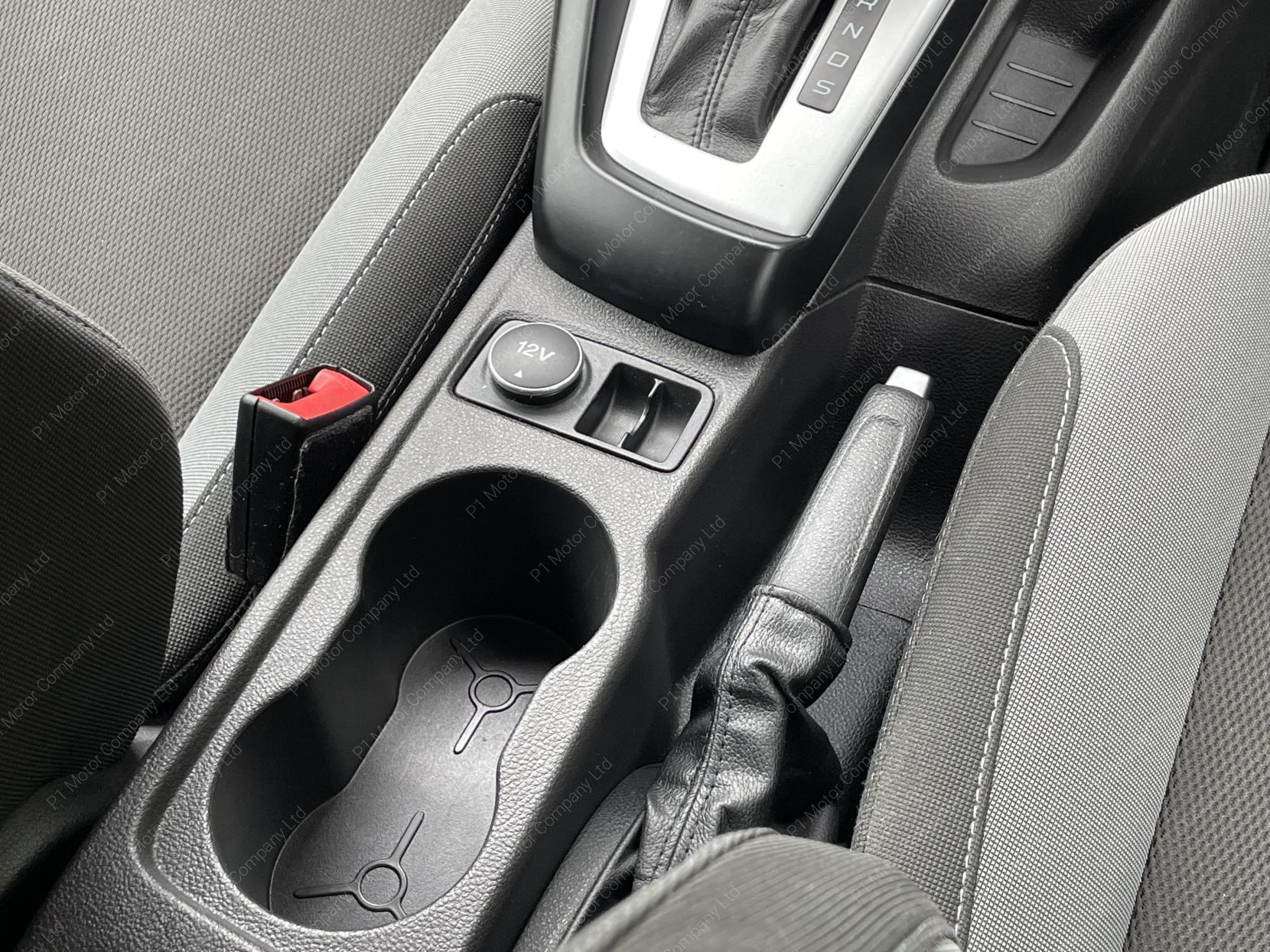 Ford Focus 1.6 Zetec Estate 5dr Petrol Powershift Euro 5 (125 ps)