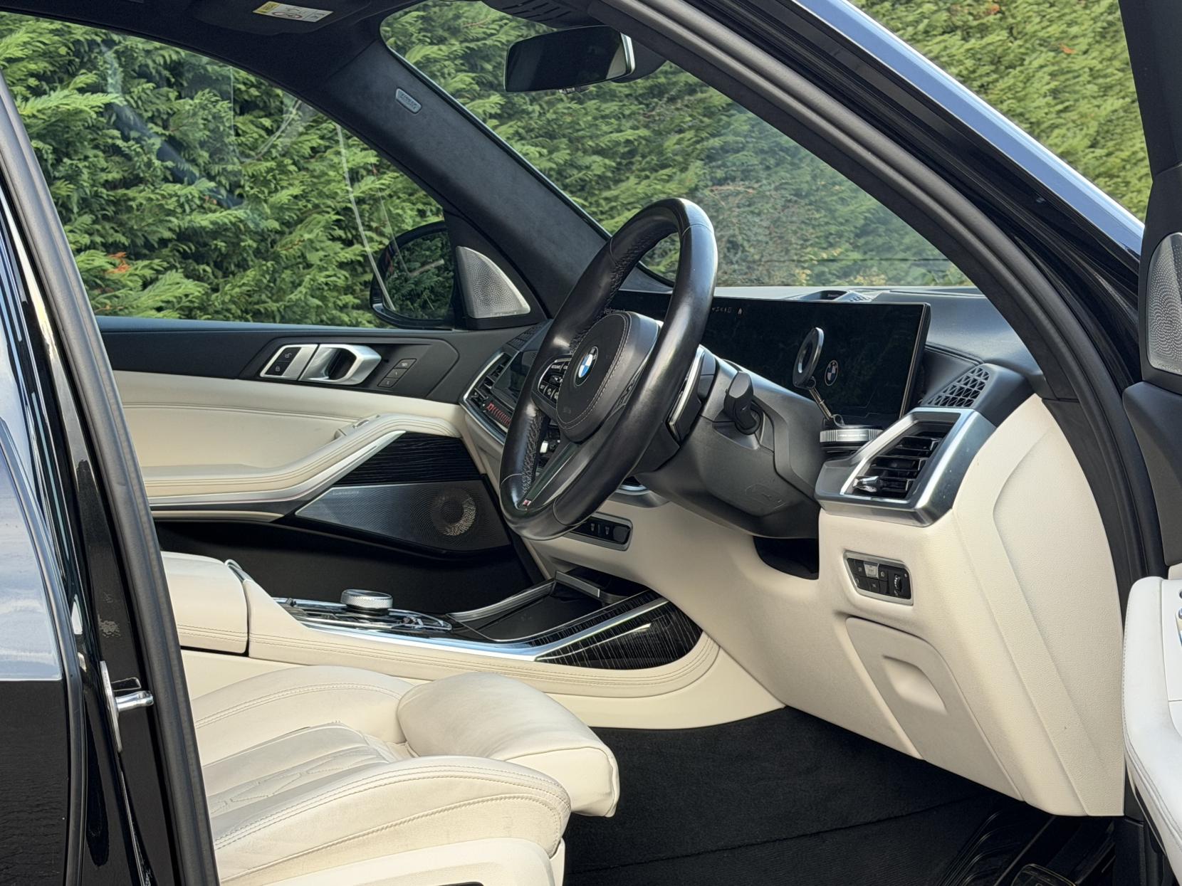 BMW X7 3.0 40d MHT M Sport SUV 5dr Diesel Hybrid Auto xDrive Euro 6 (s/s) (352 ps)