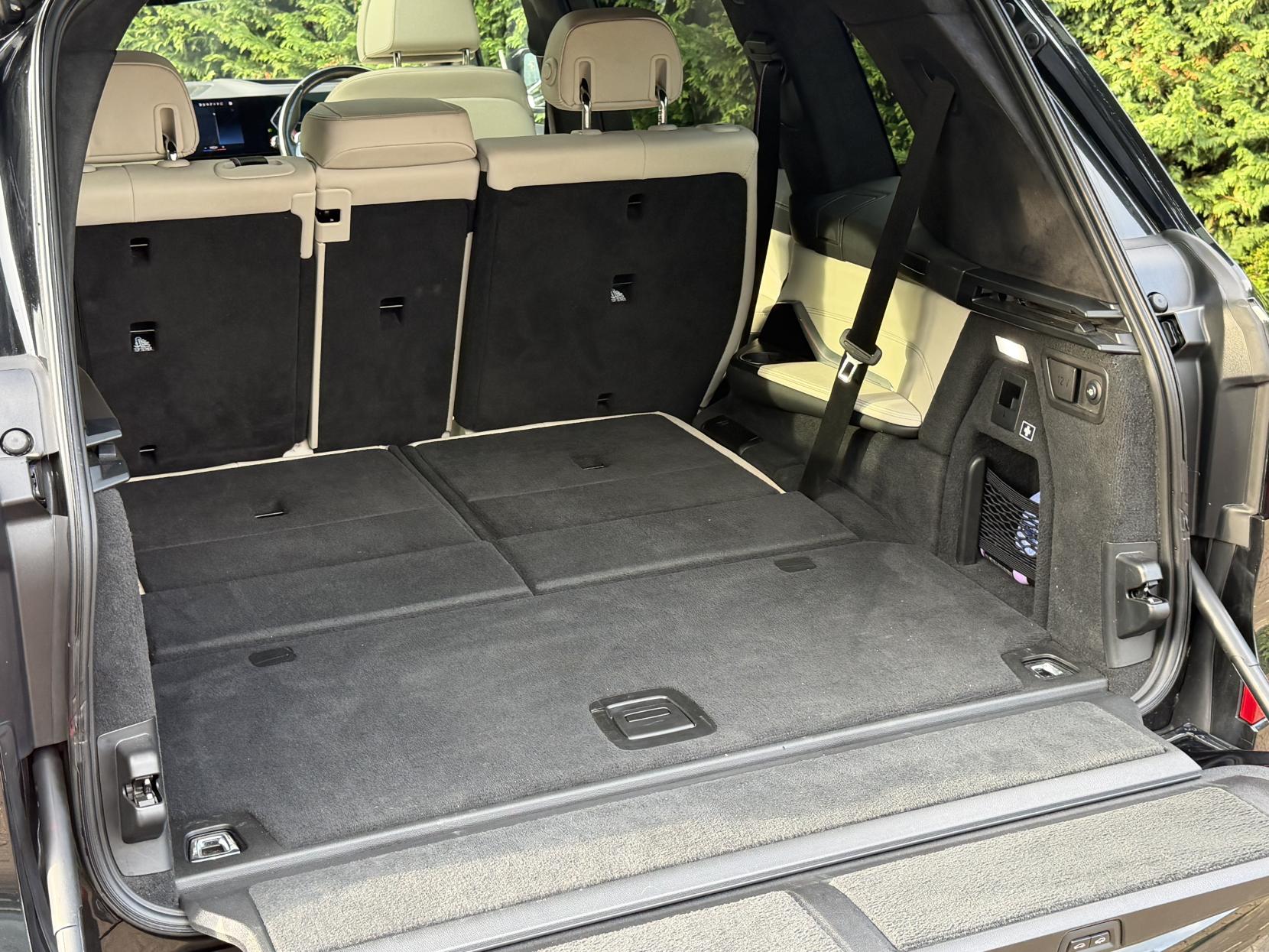 BMW X7 3.0 40d MHT M Sport SUV 5dr Diesel Hybrid Auto xDrive Euro 6 (s/s) (352 ps)