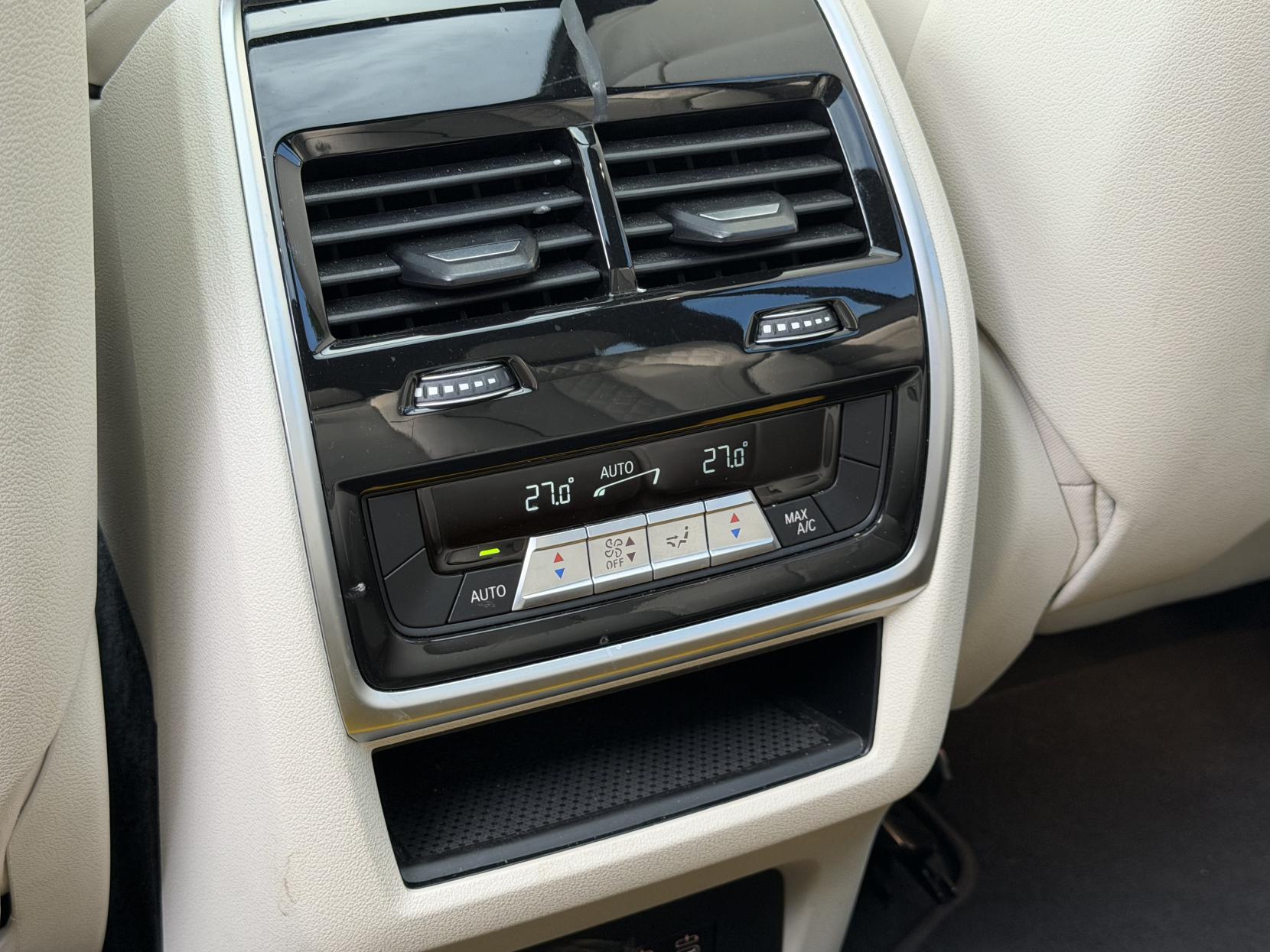 BMW X7 3.0 40d MHT M Sport SUV 5dr Diesel Hybrid Auto xDrive Euro 6 (s/s) (352 ps)