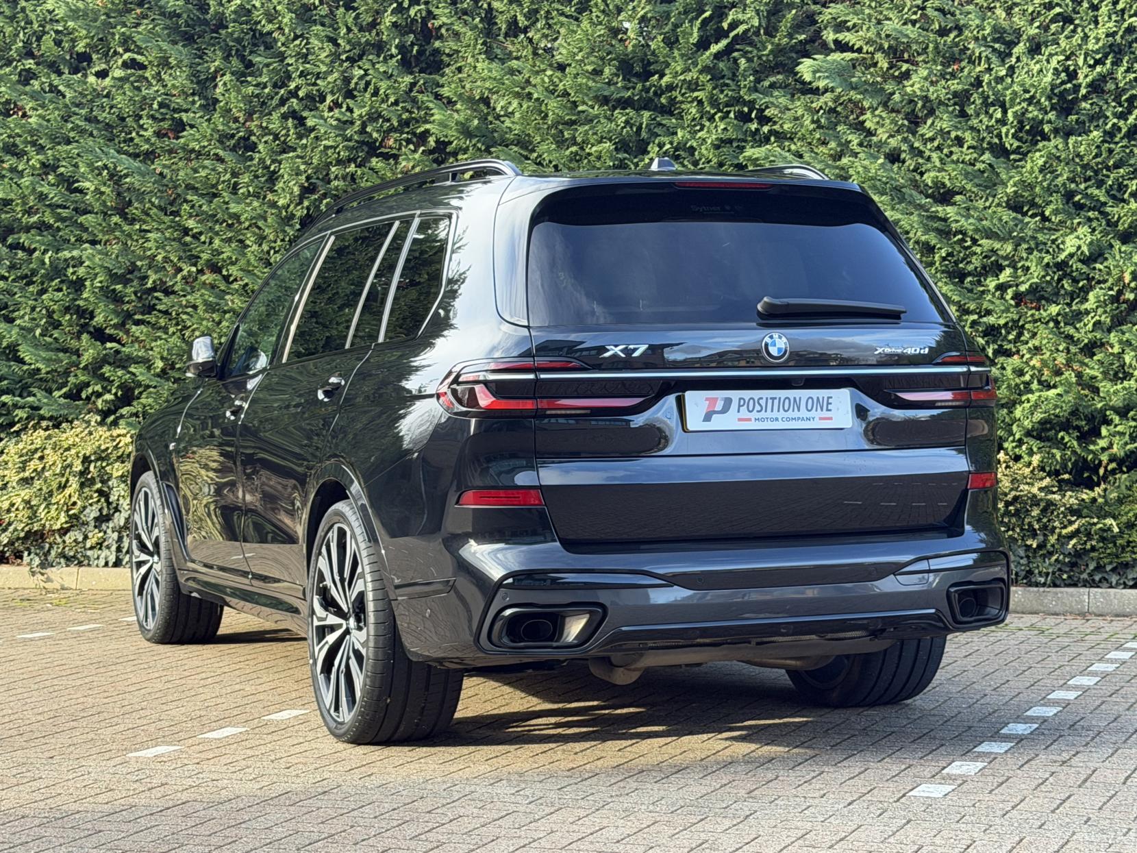 BMW X7 3.0 40d MHT M Sport SUV 5dr Diesel Hybrid Auto xDrive Euro 6 (s/s) (352 ps)