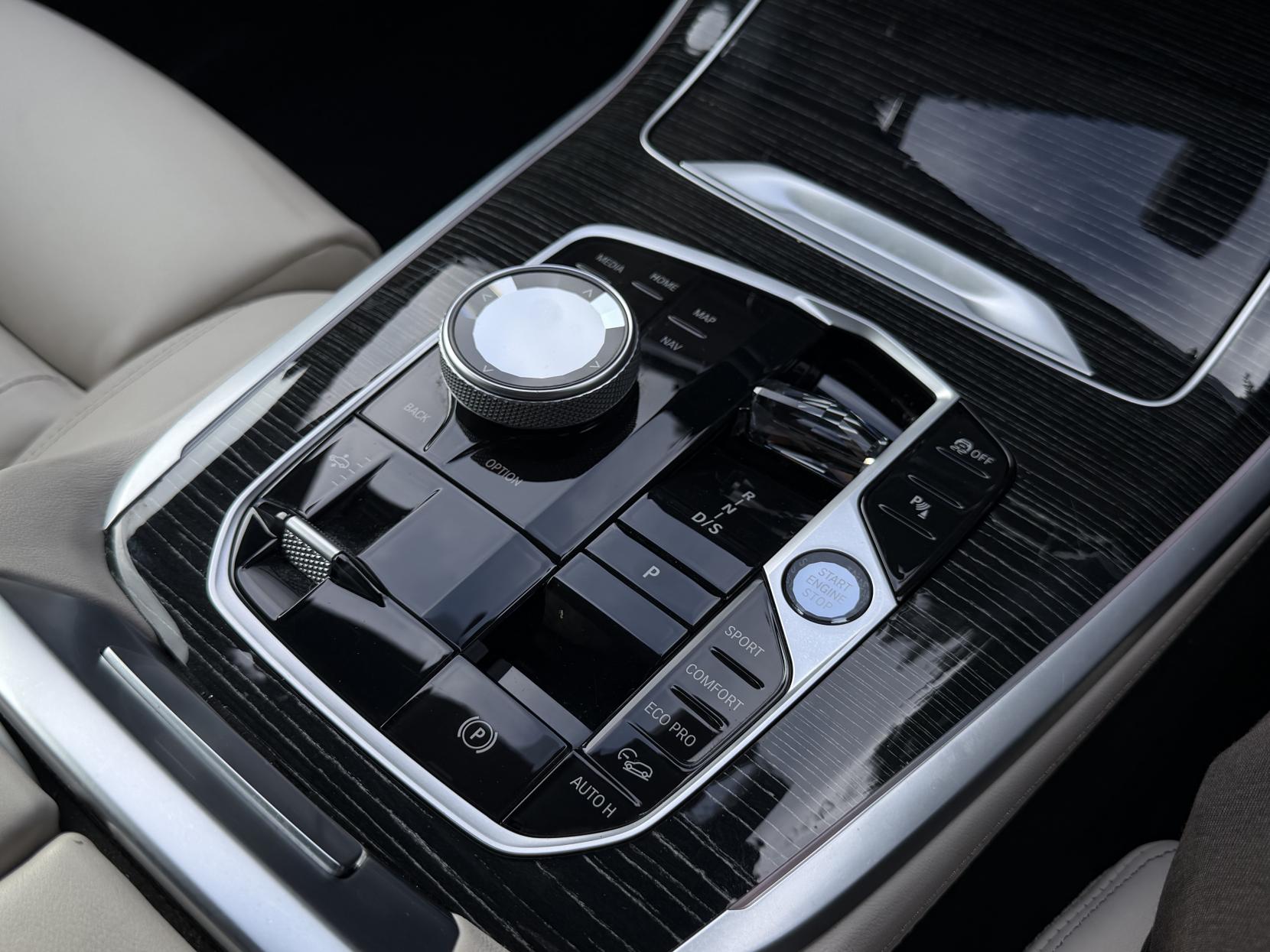 BMW X7 3.0 40d MHT M Sport SUV 5dr Diesel Hybrid Auto xDrive Euro 6 (s/s) (352 ps)