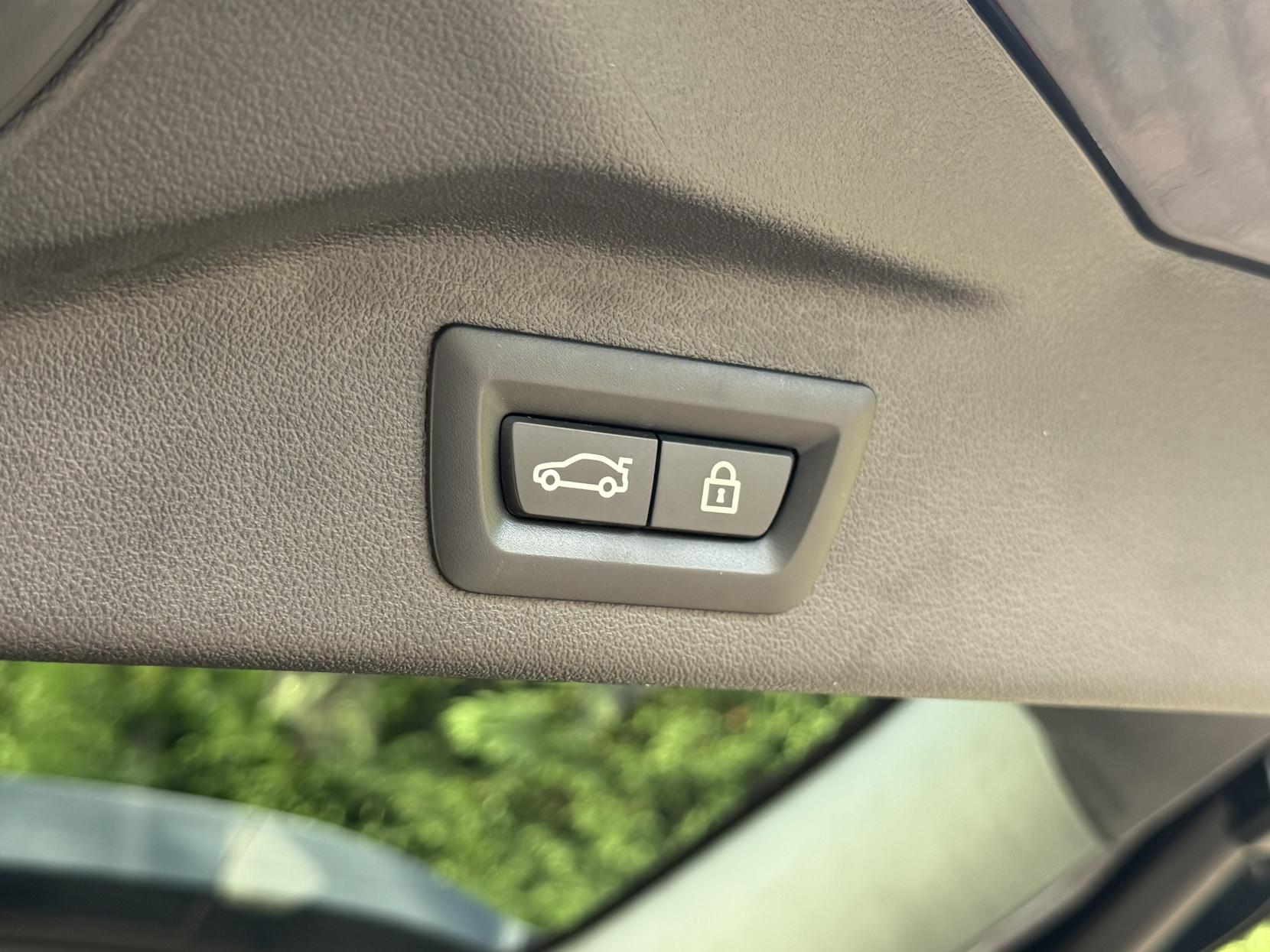 BMW X7 3.0 40d MHT M Sport SUV 5dr Diesel Hybrid Auto xDrive Euro 6 (s/s) (352 ps)