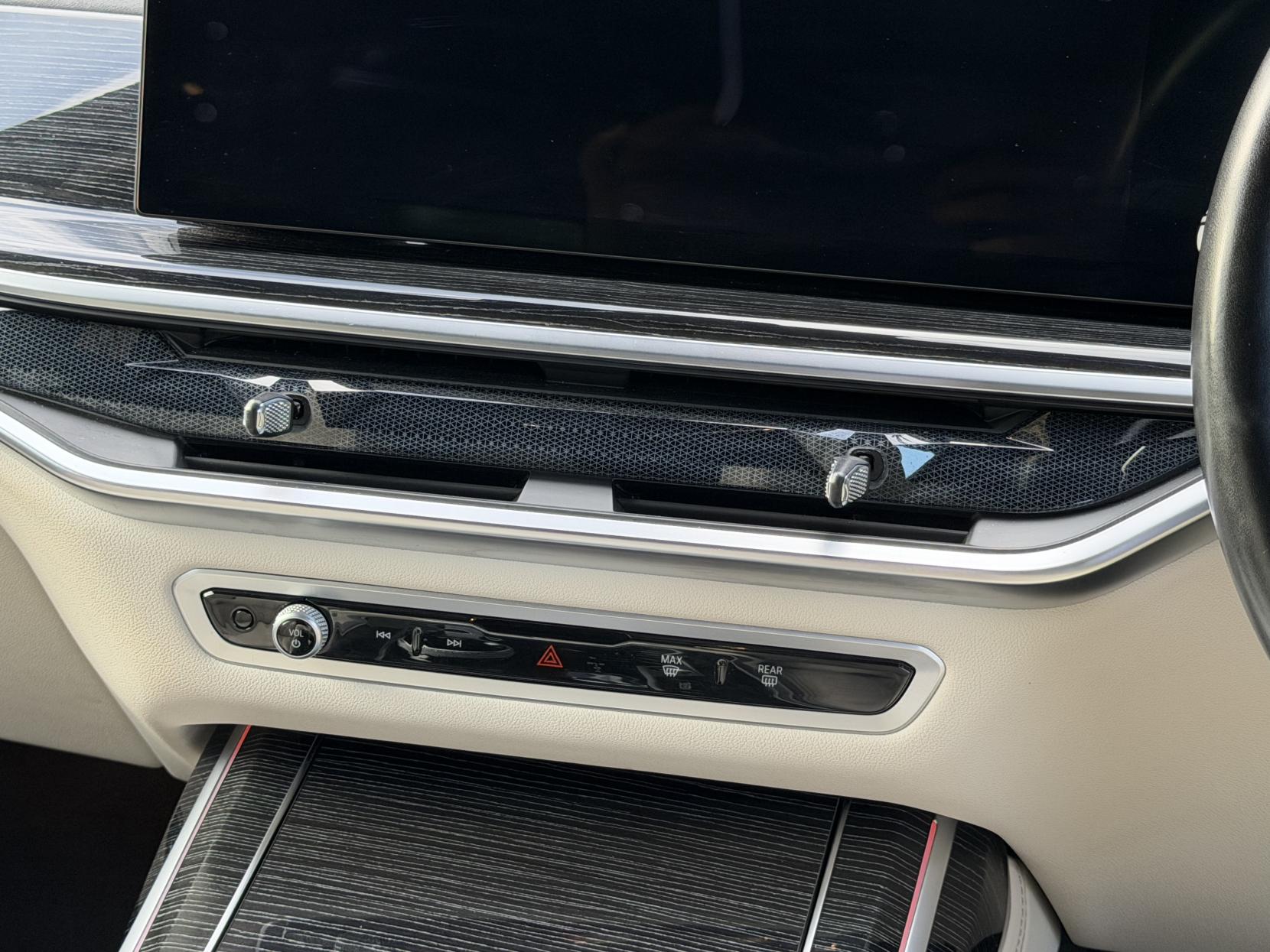 BMW X7 3.0 40d MHT M Sport SUV 5dr Diesel Hybrid Auto xDrive Euro 6 (s/s) (352 ps)