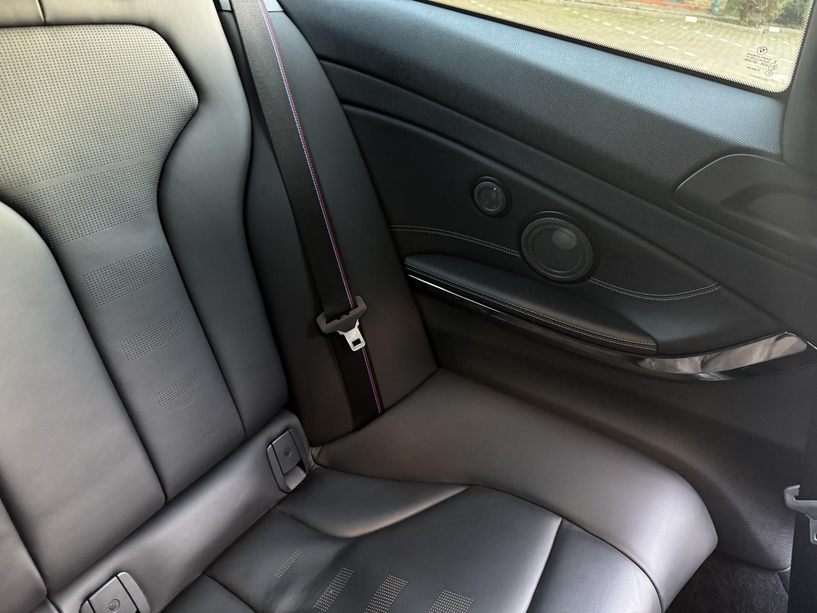 BMW M4 3.0 BiTurbo Competition Coupe 2dr Petrol DCT Euro 6 (s/s) (450 ps)