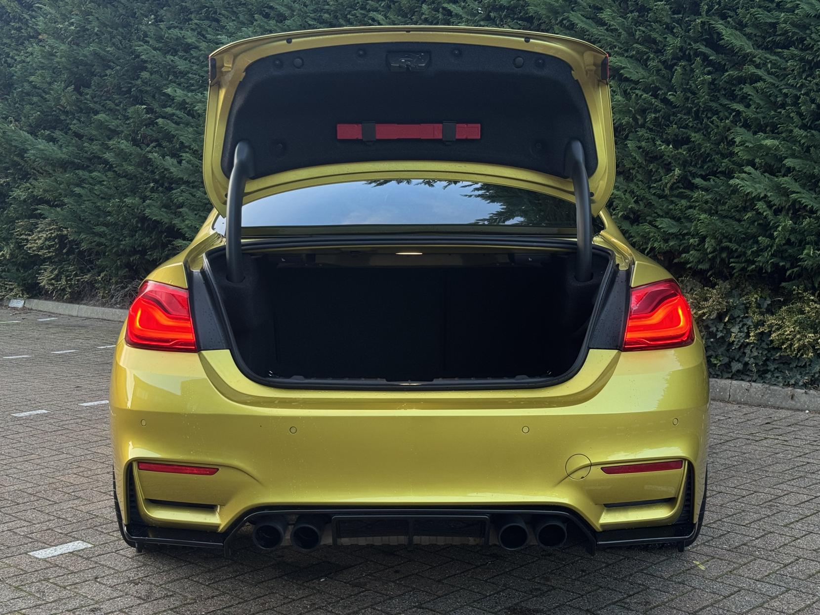 BMW M4 3.0 BiTurbo Competition Coupe 2dr Petrol DCT Euro 6 (s/s) (450 ps)