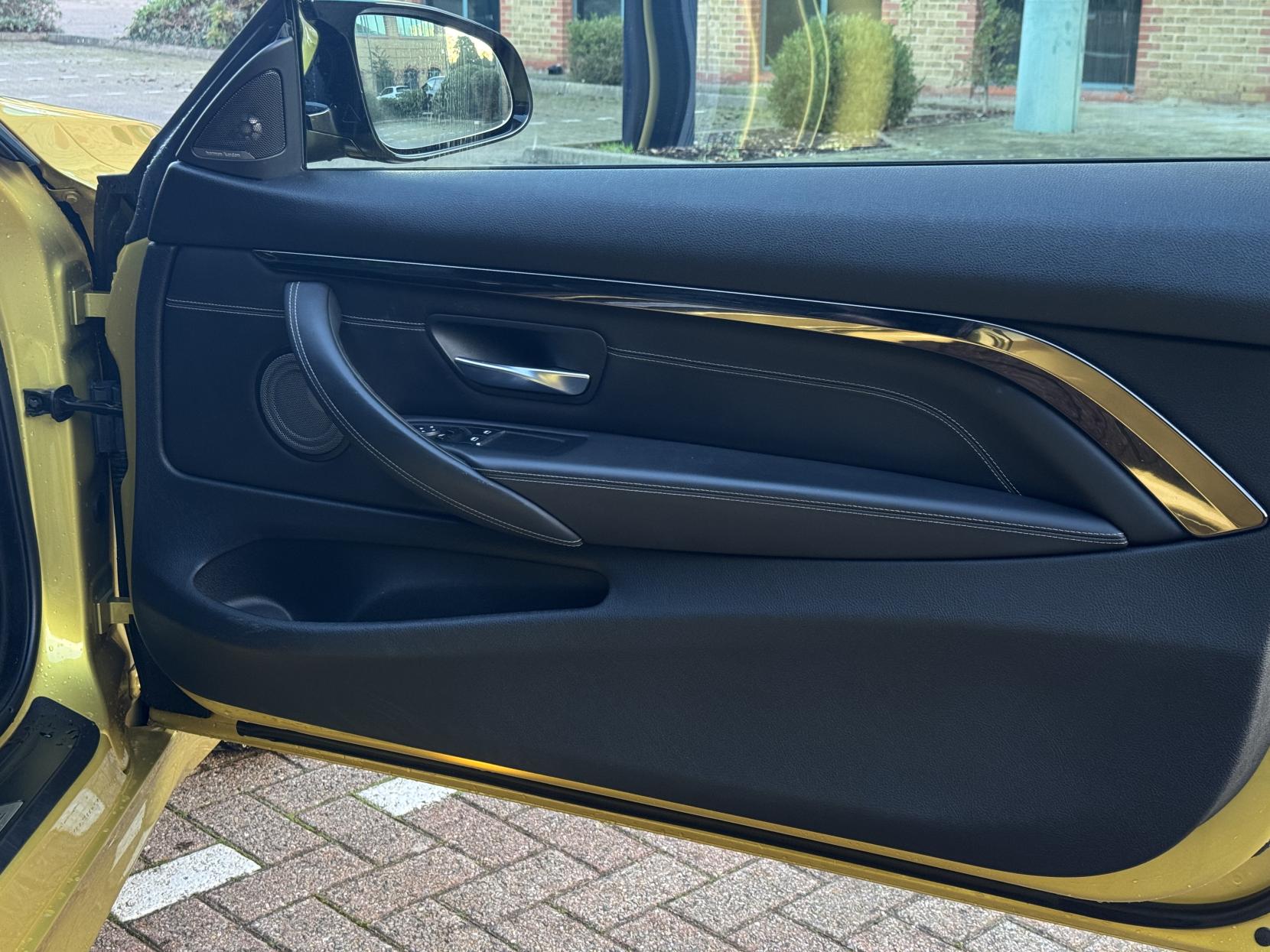 BMW M4 3.0 BiTurbo Competition Coupe 2dr Petrol DCT Euro 6 (s/s) (450 ps)