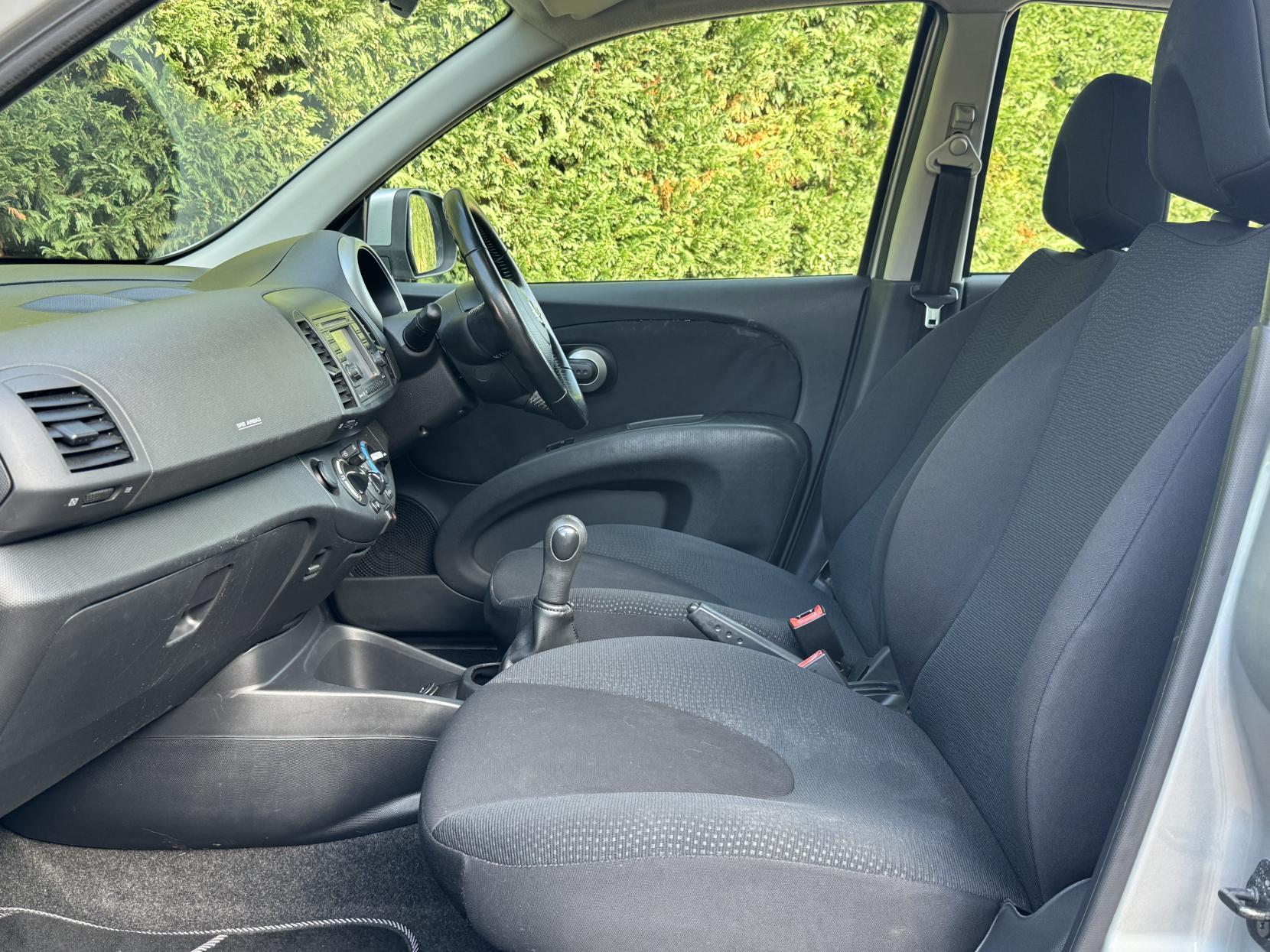 Nissan Micra 1.2 16v n-tec Hatchback 5dr Petrol Manual (139 g/km, 79 bhp)