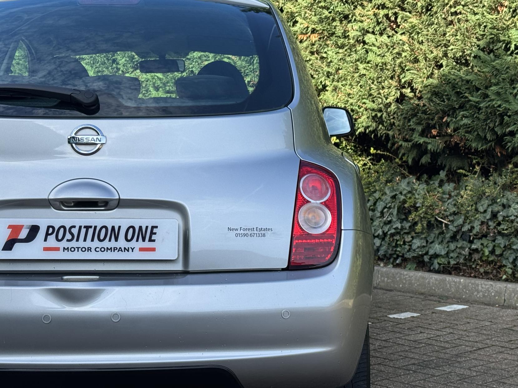 Nissan Micra 1.2 16v n-tec Hatchback 5dr Petrol Manual (139 g/km, 79 bhp)