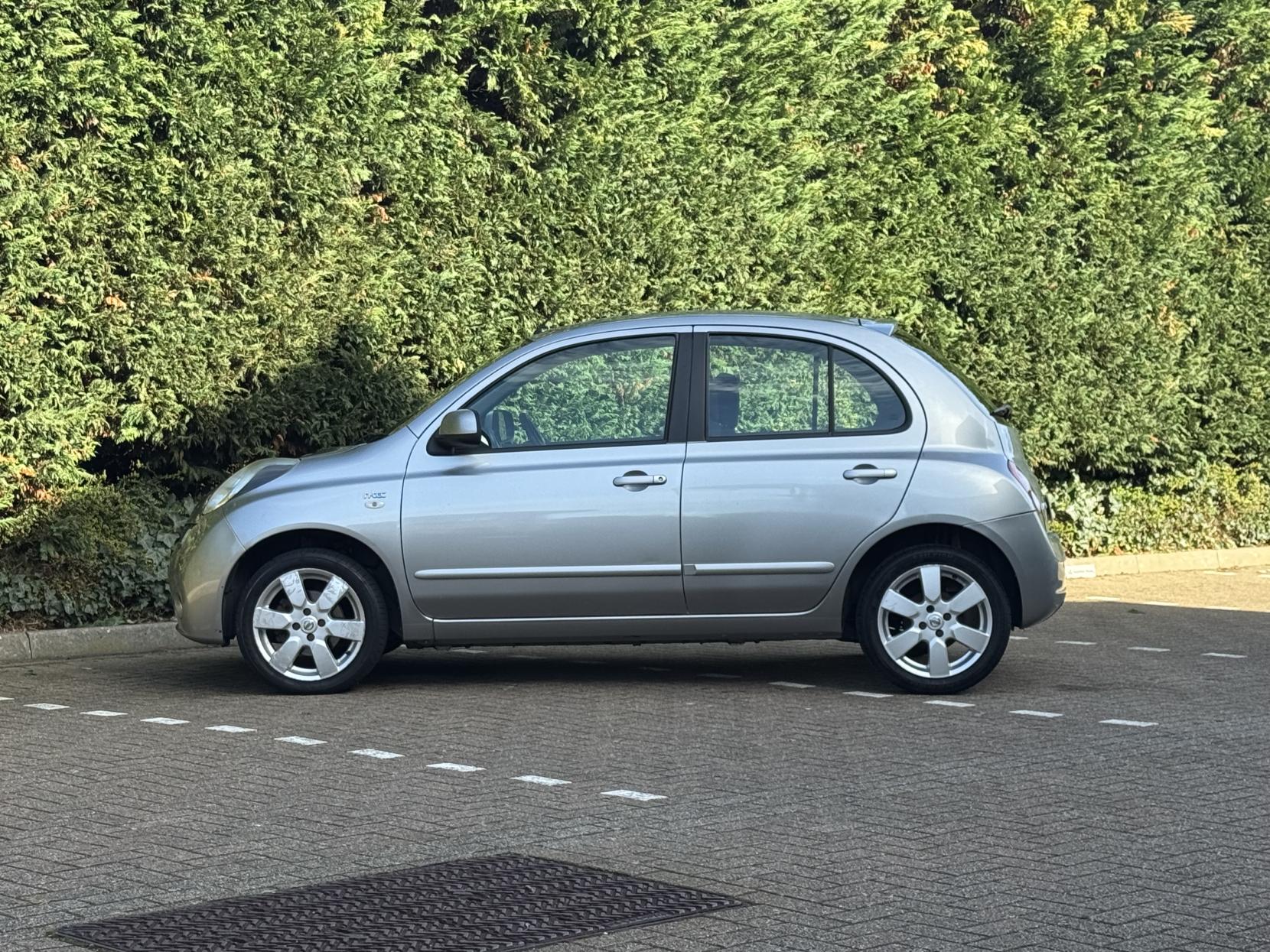 Nissan Micra 1.2 16v n-tec Hatchback 5dr Petrol Manual (139 g/km, 79 bhp)