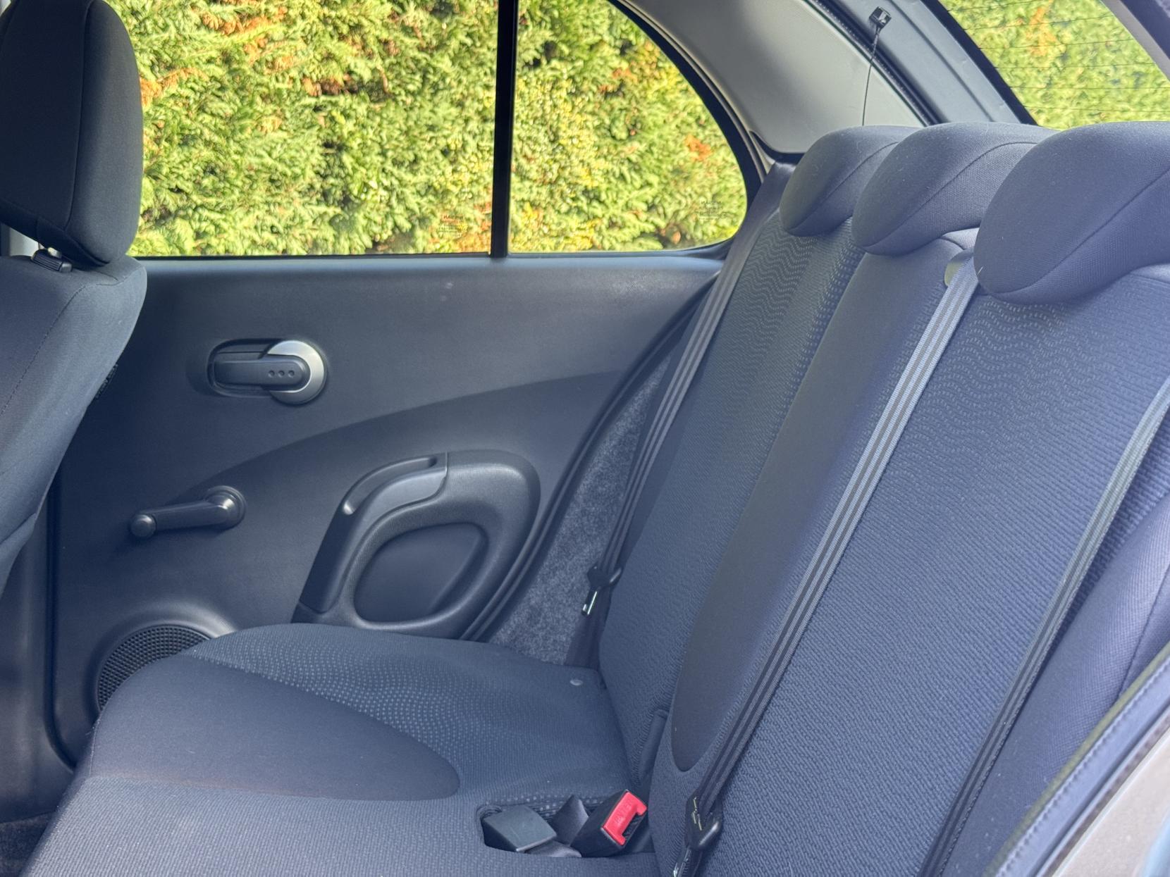 Nissan Micra 1.2 16v n-tec Hatchback 5dr Petrol Manual (139 g/km, 79 bhp)