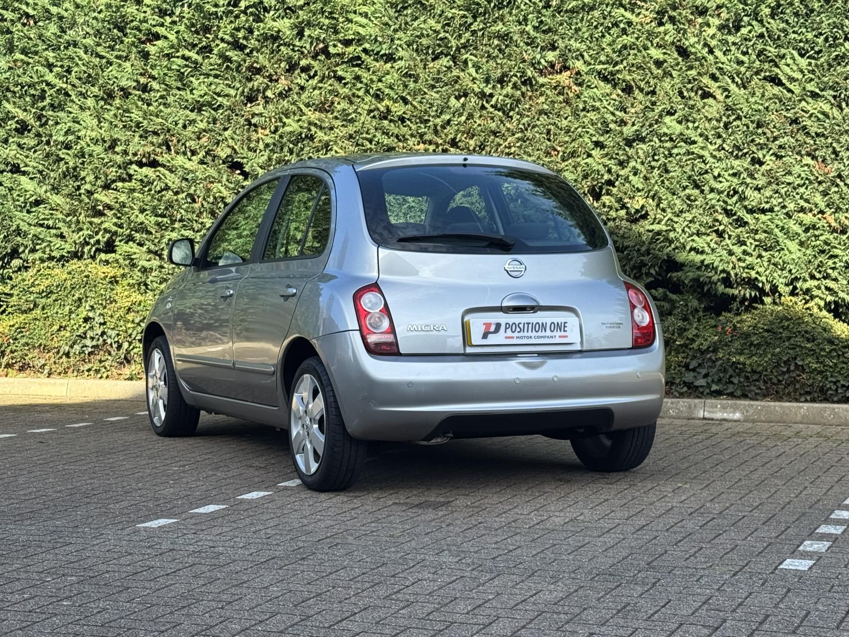 Nissan Micra 1.2 16v n-tec Hatchback 5dr Petrol Manual (139 g/km, 79 bhp)