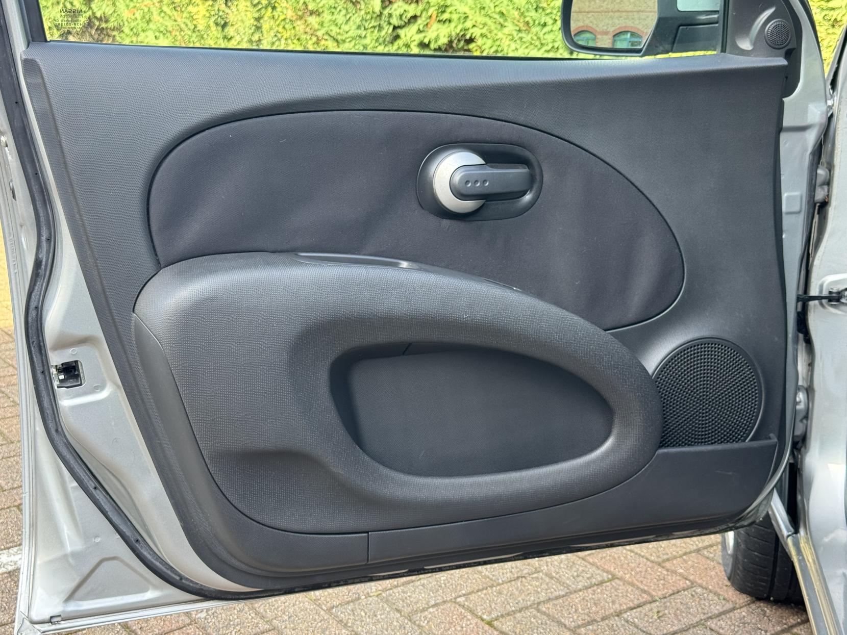 Nissan Micra 1.2 16v n-tec Hatchback 5dr Petrol Manual (139 g/km, 79 bhp)