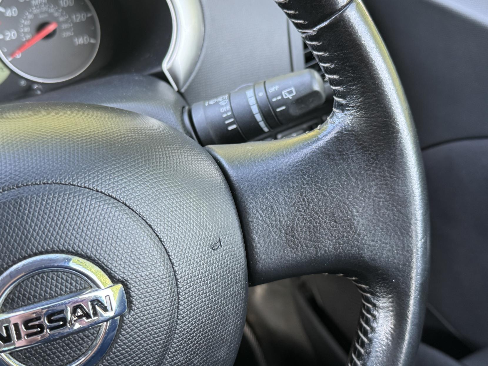 Nissan Micra 1.2 16v n-tec Hatchback 5dr Petrol Manual (139 g/km, 79 bhp)