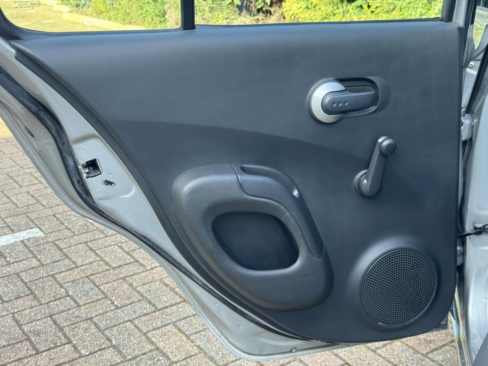 Nissan Micra 1.2 16v n-tec Hatchback 5dr Petrol Manual (139 g/km, 79 bhp)