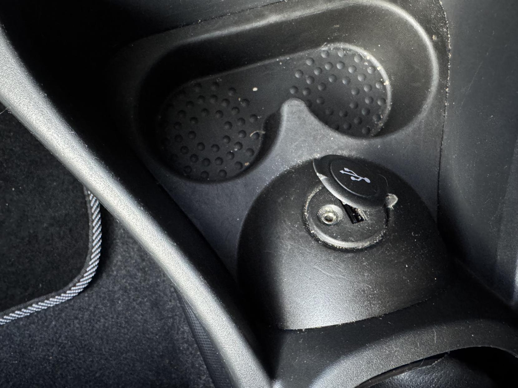 Nissan Micra 1.2 16v n-tec Hatchback 5dr Petrol Manual (139 g/km, 79 bhp)