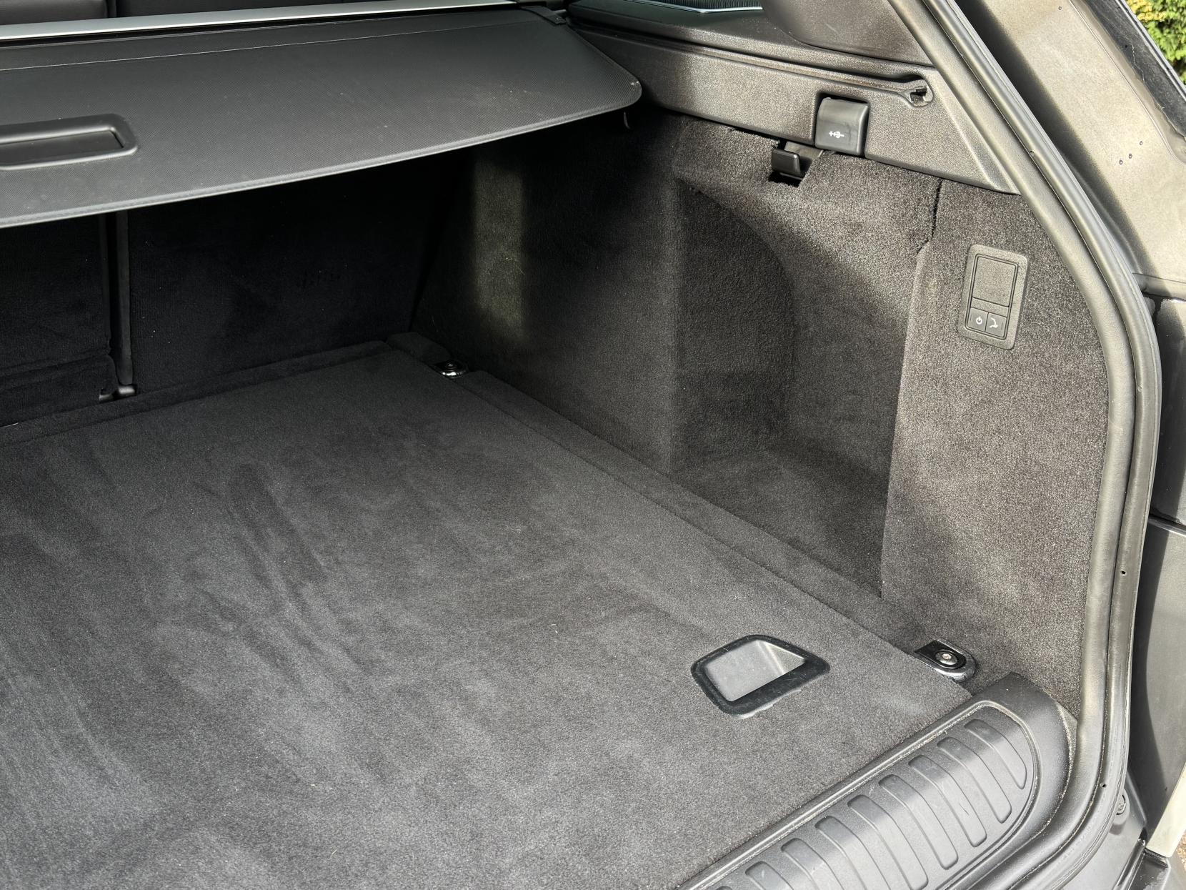 Land Rover Range Rover Sport 5.0 V8 Autobiography Dynamic SUV 5dr Petrol Auto 4WD Euro 6 (s/s) (510 ps)