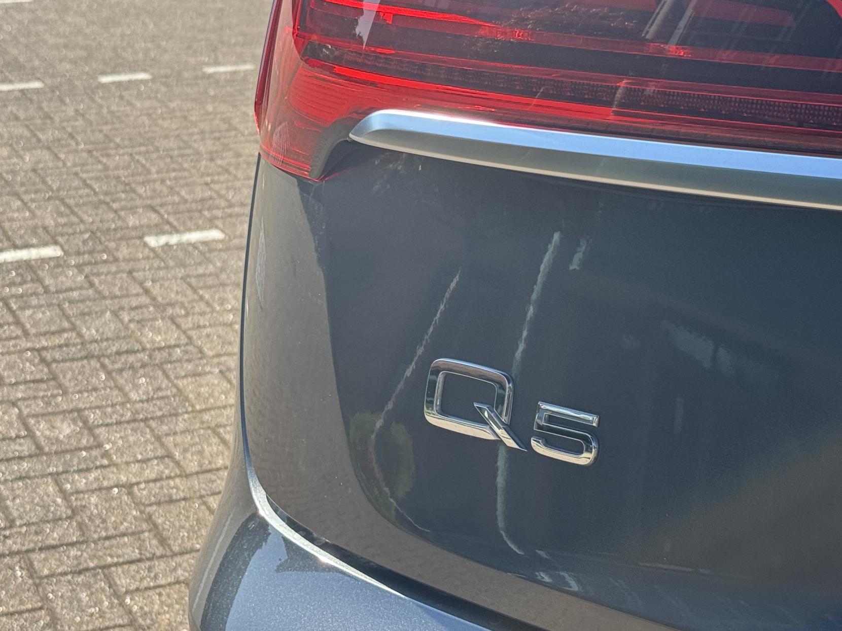 Audi Q5 2.0 TDI 40 S line SUV 5dr Diesel S Tronic quattro Euro 6 (s/s) (204 ps)