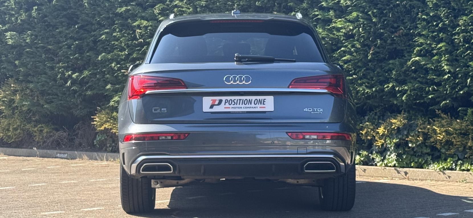 Audi Q5 2.0 TDI 40 S line SUV 5dr Diesel S Tronic quattro Euro 6 (s/s) (204 ps)