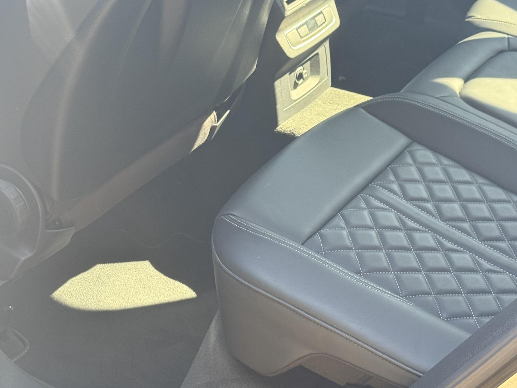 Audi Q5 2.0 TDI 40 S line SUV 5dr Diesel S Tronic quattro Euro 6 (s/s) (204 ps)