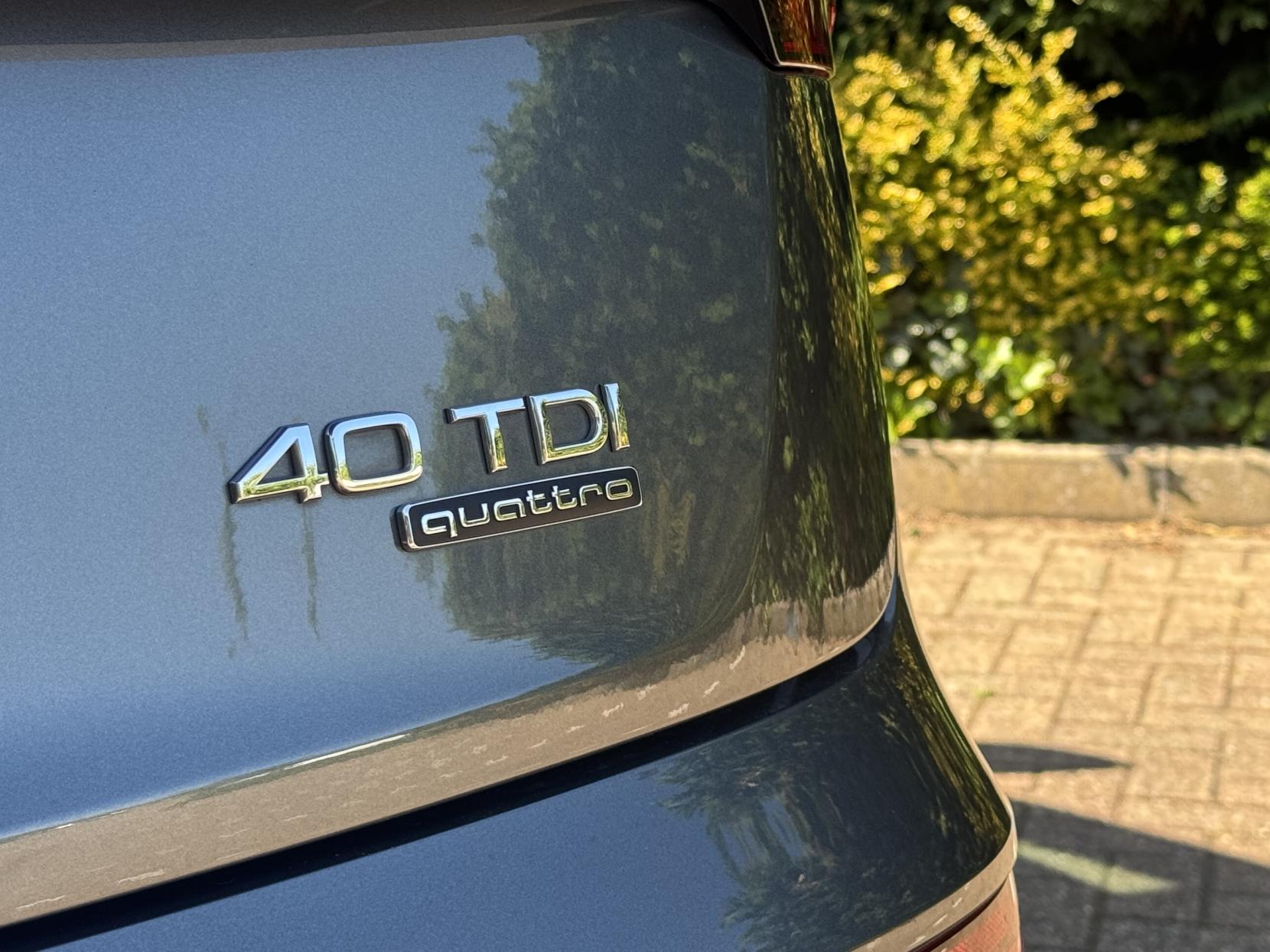 Audi Q5 2.0 TDI 40 S line SUV 5dr Diesel S Tronic quattro Euro 6 (s/s) (204 ps)