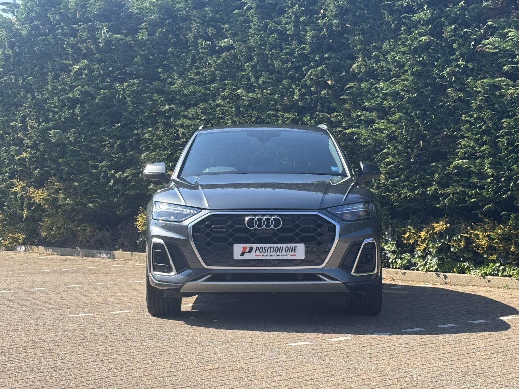 Audi Q5 2.0 TDI 40 S line SUV 5dr Diesel S Tronic quattro Euro 6 (s/s) (204 ps)