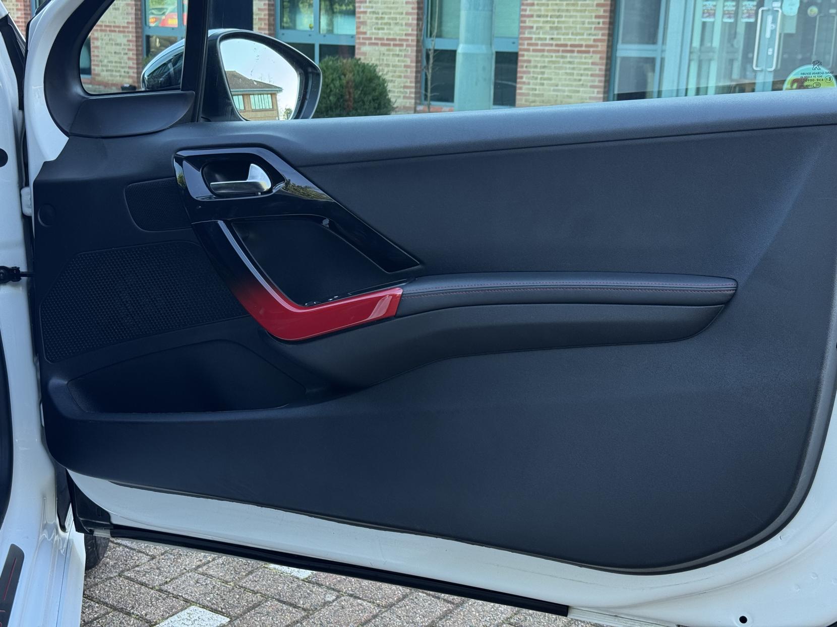 Peugeot 208 1.6 THP GTi Hatchback 3dr Petrol Manual Euro 5 (200 ps)