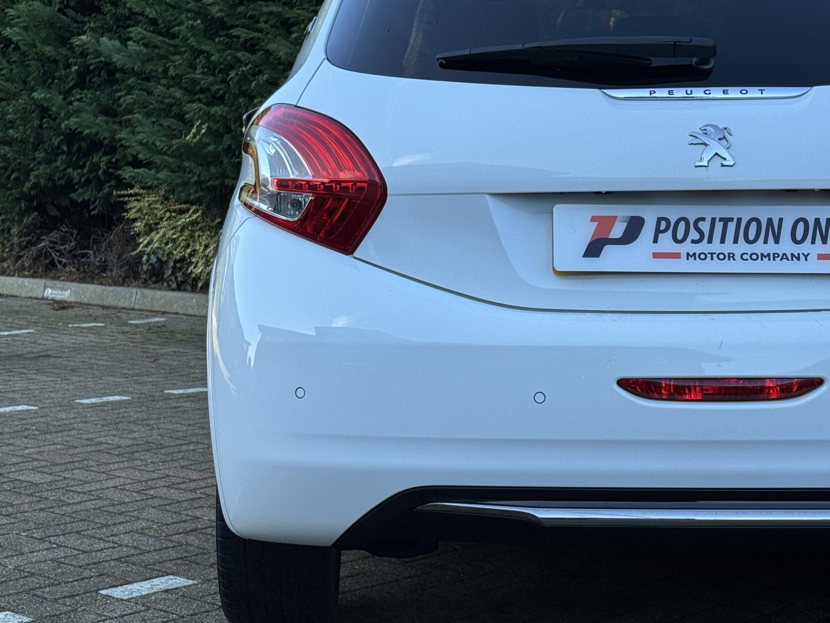 Peugeot 208 1.6 THP GTi Hatchback 3dr Petrol Manual Euro 5 (200 ps)