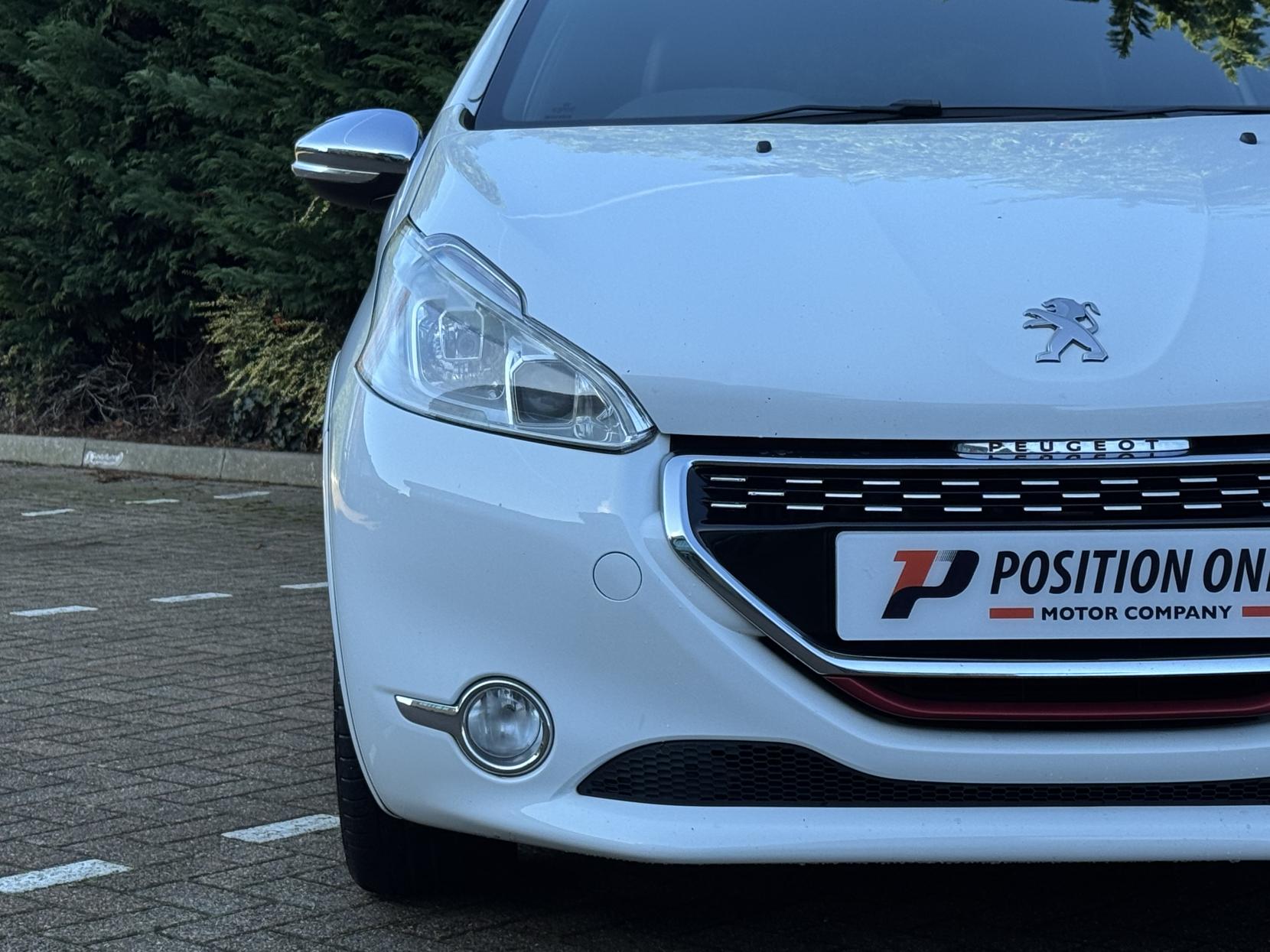 Peugeot 208 1.6 THP GTi Hatchback 3dr Petrol Manual Euro 5 (200 ps)