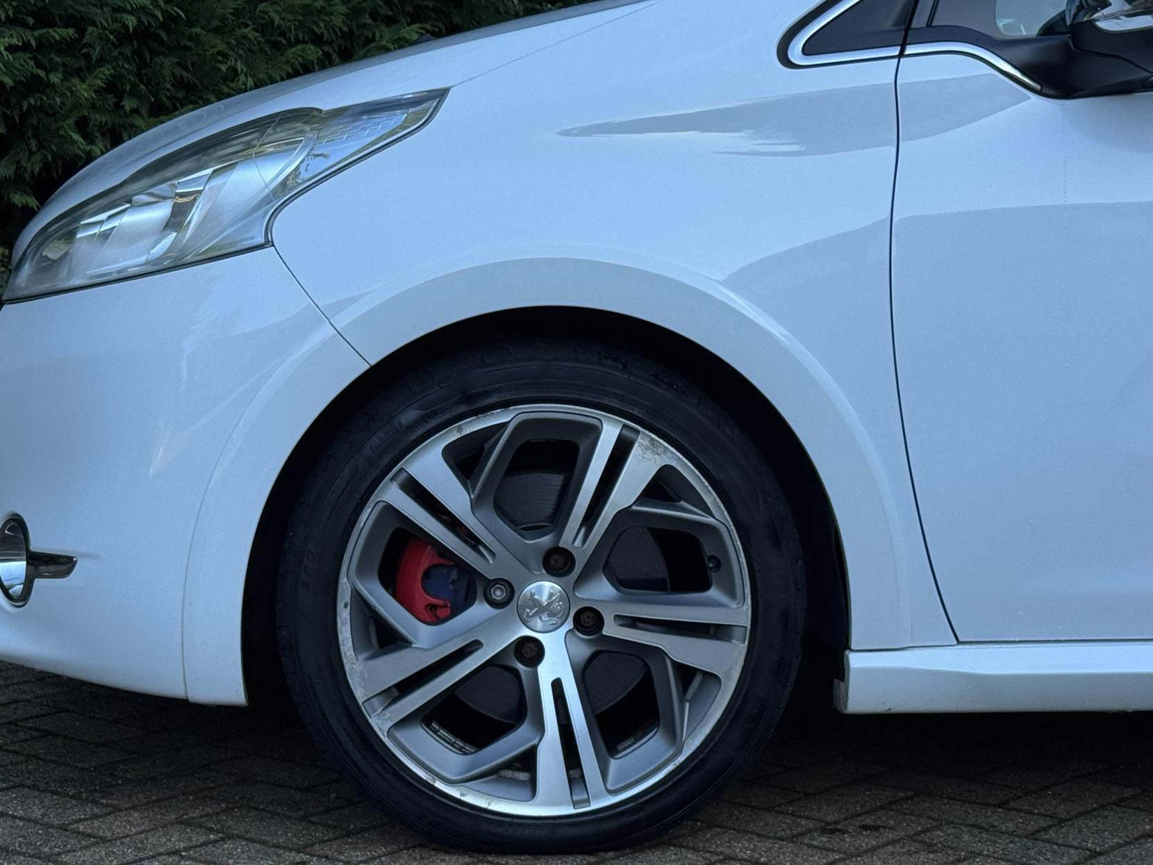 Peugeot 208 1.6 THP GTi Hatchback 3dr Petrol Manual Euro 5 (200 ps)