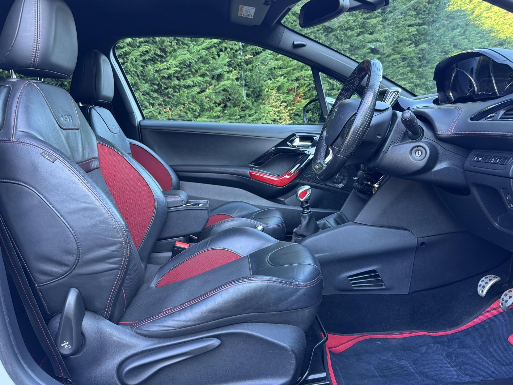 Peugeot 208 1.6 THP GTi Hatchback 3dr Petrol Manual Euro 5 (200 ps)