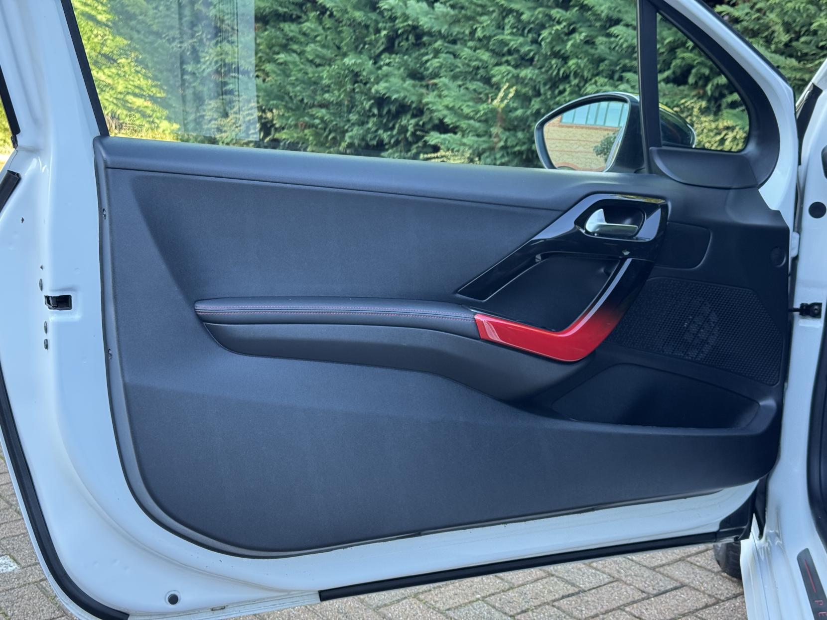 Peugeot 208 1.6 THP GTi Hatchback 3dr Petrol Manual Euro 5 (200 ps)