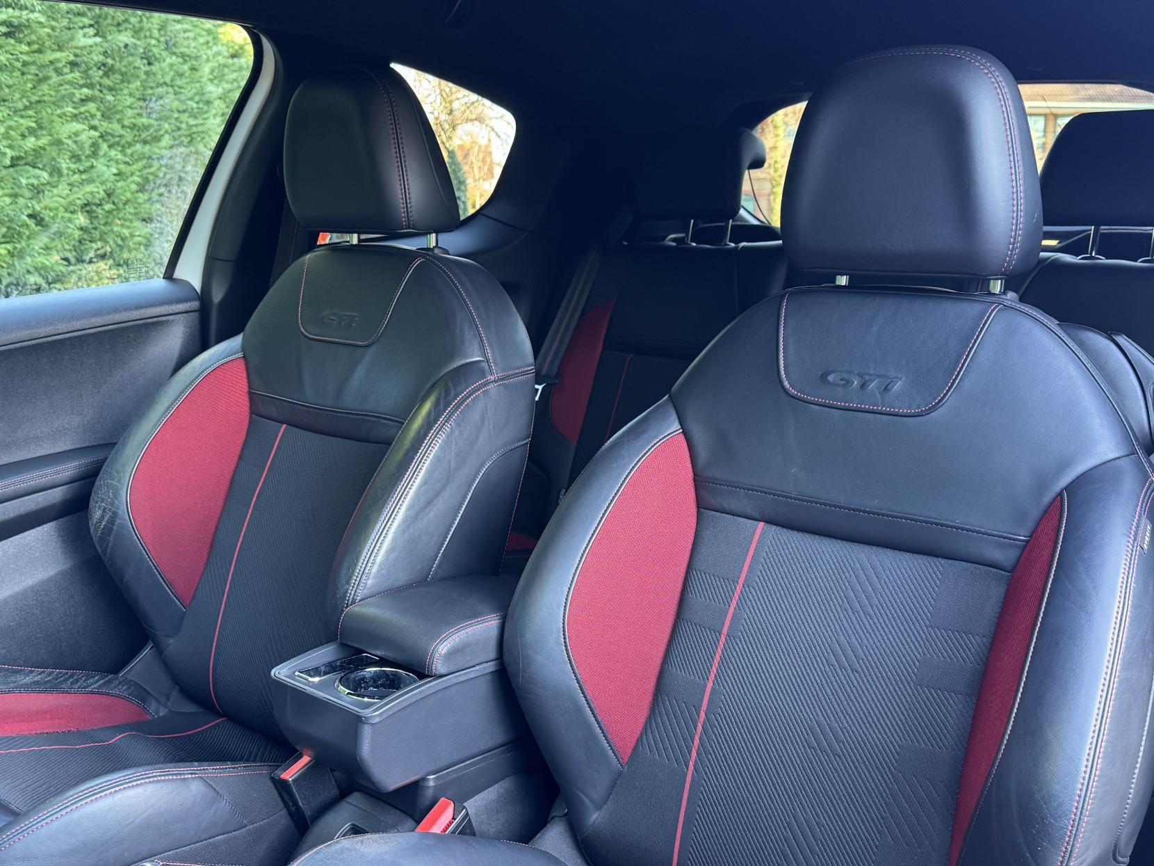 Peugeot 208 1.6 THP GTi Hatchback 3dr Petrol Manual Euro 5 (200 ps)