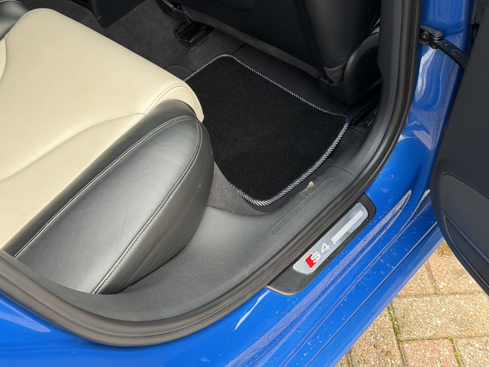 Audi S4 3.0 TFSI V6 Saloon 4dr Petrol Manual quattro Euro 5 (333 ps)