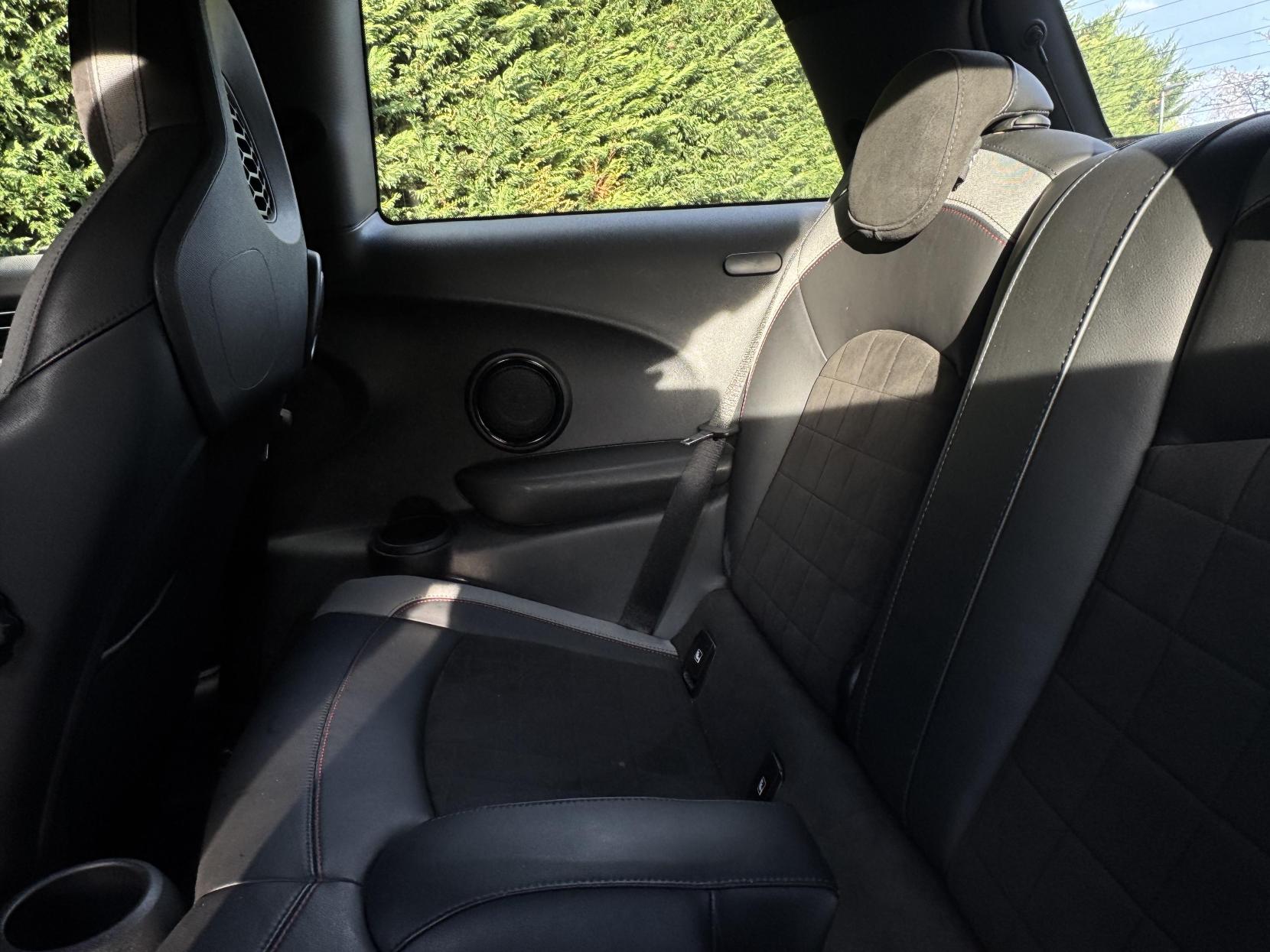 MINI Hatch 2.0 Cooper S Sport Hatchback 3dr Petrol Manual Euro 6 (s/s) (178 ps)