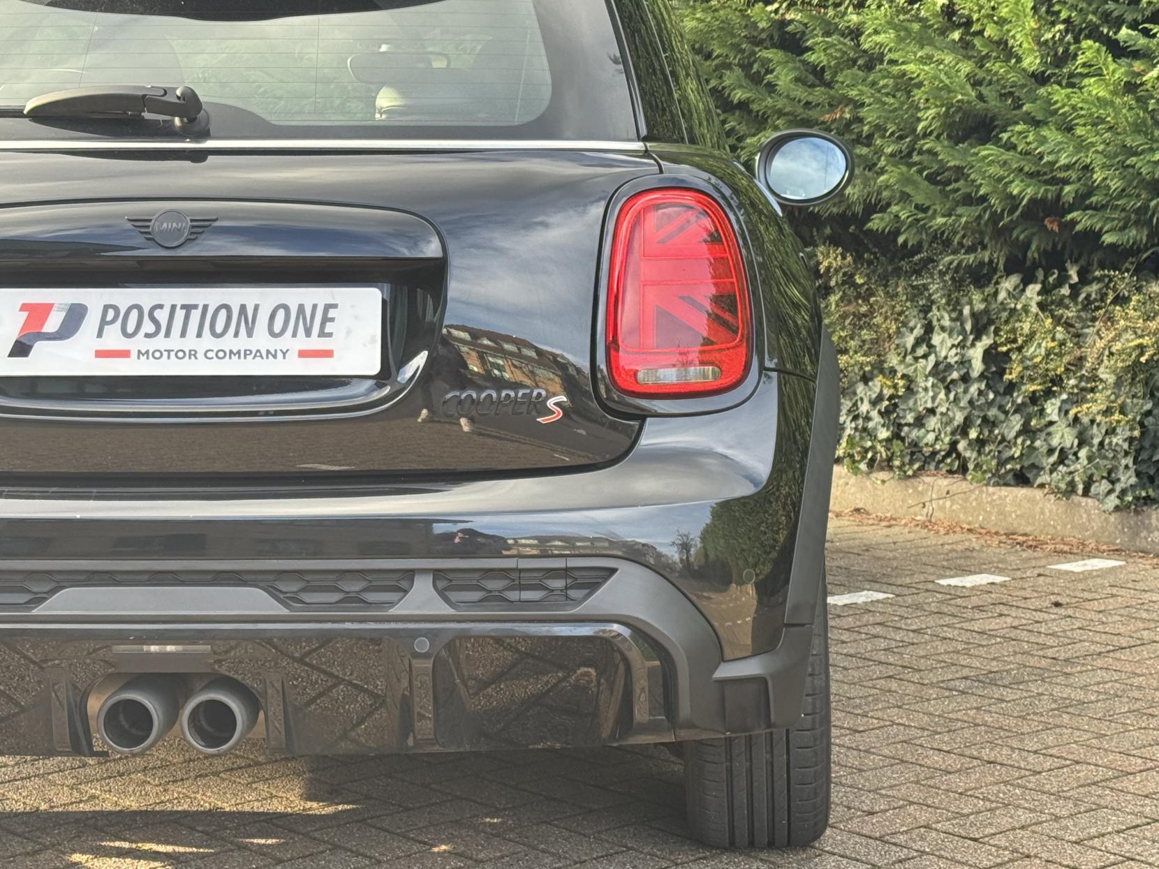 MINI Hatch 2.0 Cooper S Sport Hatchback 3dr Petrol Manual Euro 6 (s/s) (178 ps)