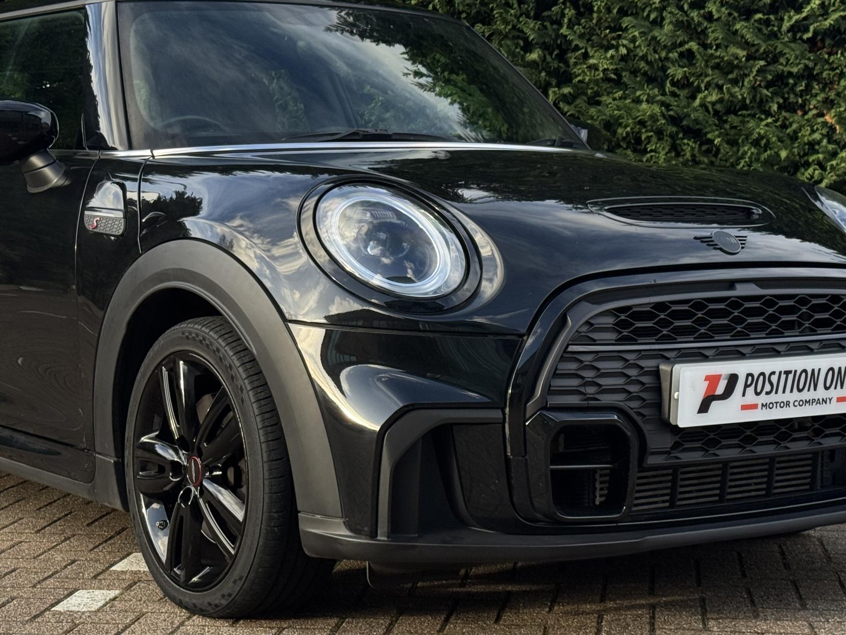 MINI Hatch 2.0 Cooper S Sport Hatchback 3dr Petrol Manual Euro 6 (s/s) (178 ps)