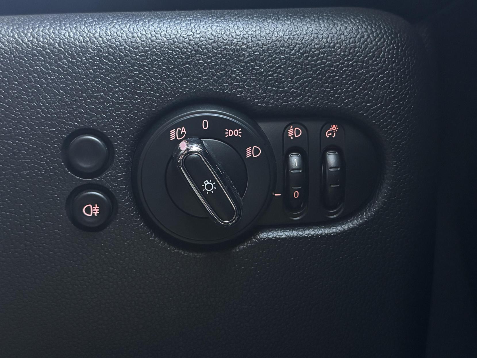 MINI Hatch 2.0 Cooper S Sport Hatchback 3dr Petrol Manual Euro 6 (s/s) (178 ps)