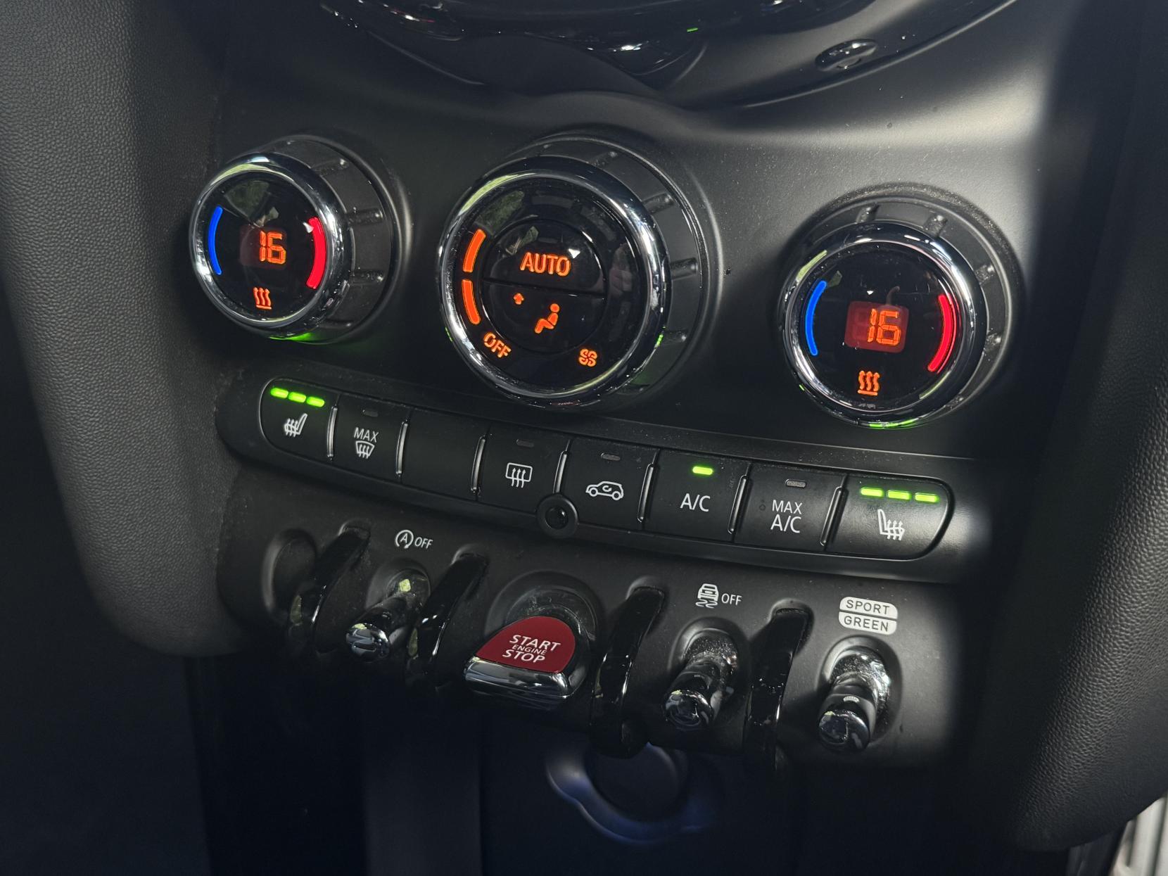 MINI Hatch 2.0 Cooper S Sport Hatchback 3dr Petrol Manual Euro 6 (s/s) (178 ps)