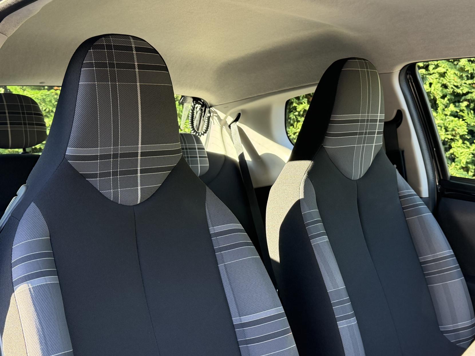 Peugeot 108 1.0 Active Hatchback 3dr Petrol Manual Euro 6 (68 ps)