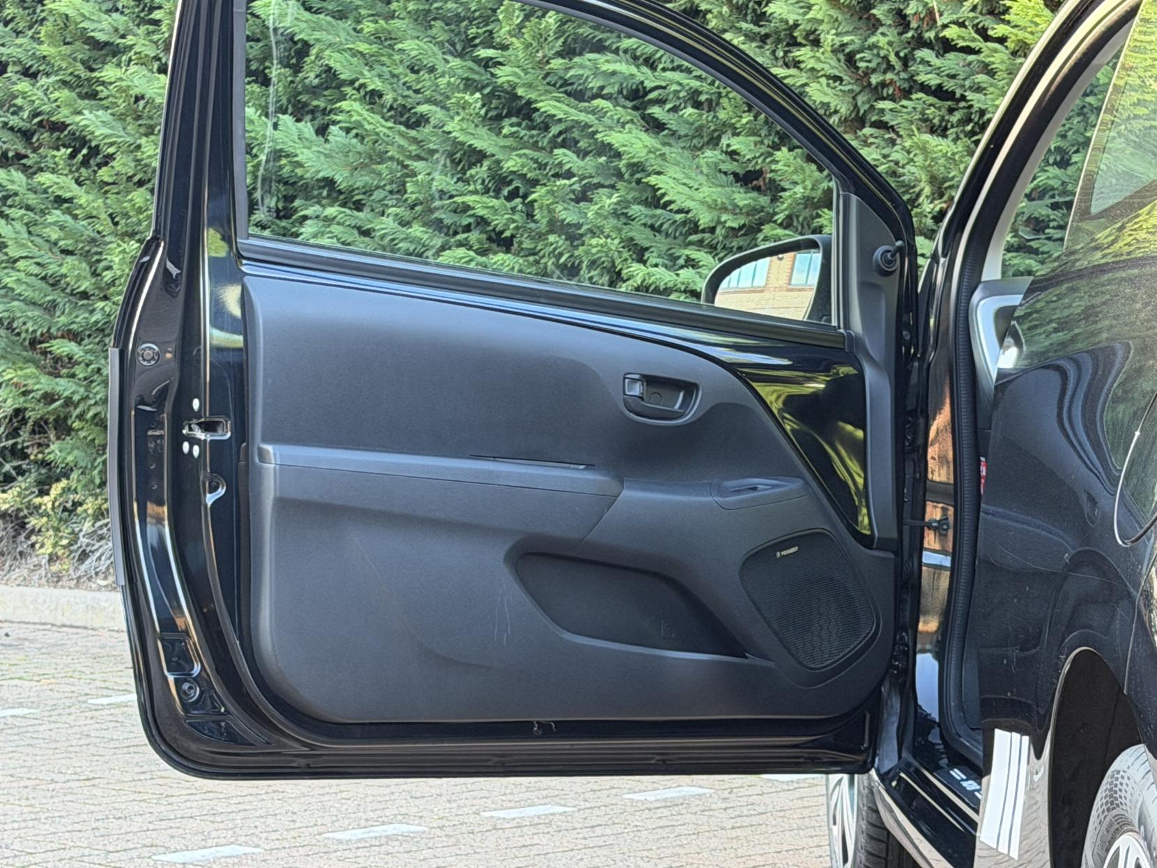 Peugeot 108 1.0 Active Hatchback 3dr Petrol Manual Euro 6 (68 ps)