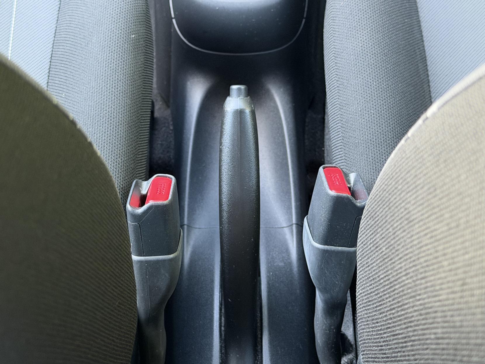 Peugeot 108 1.0 Active Hatchback 3dr Petrol Manual Euro 6 (68 ps)