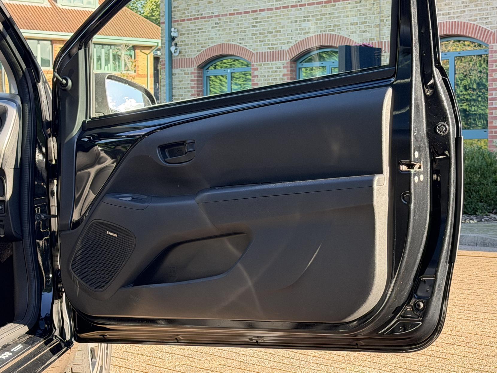 Peugeot 108 1.0 Active Hatchback 3dr Petrol Manual Euro 6 (68 ps)